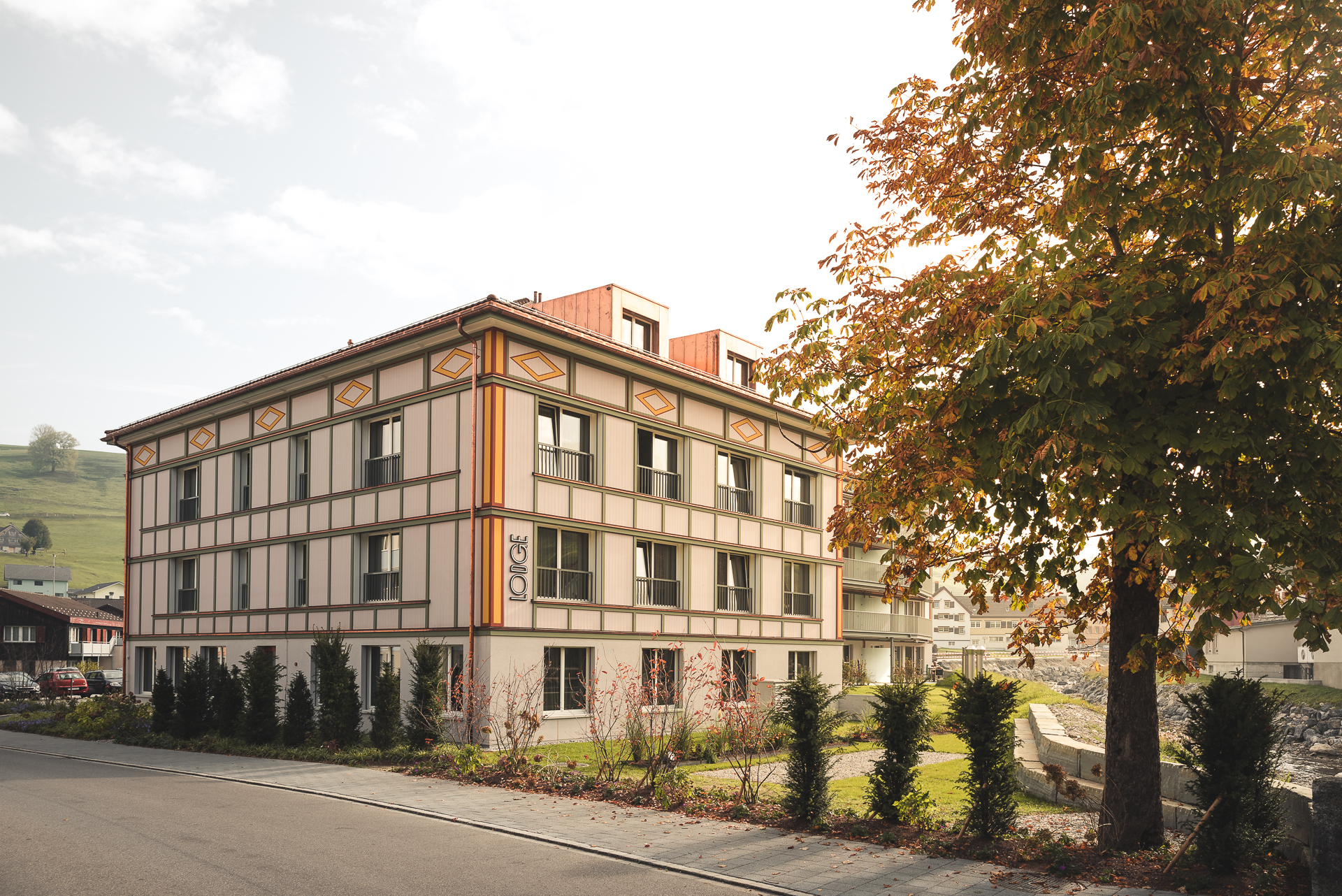 39a96894ee919e4fac77b88b73404b34f9486eb5_Weissbad_Lodge_7.jpg