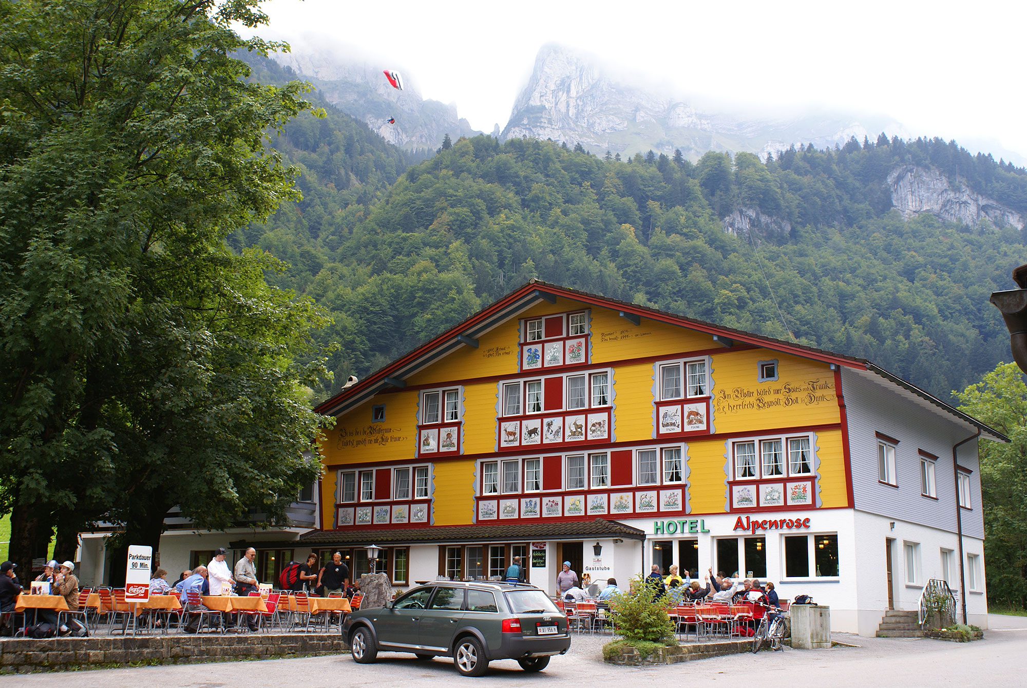 3e9859f9ca46f74b803d294a4a67b189044a7169_12_Alpenrose_Aussenansicht.jpg