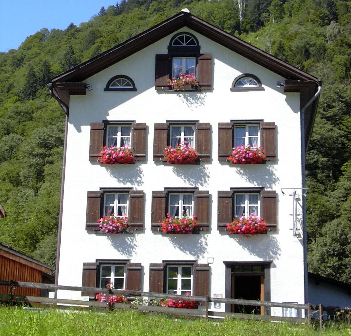 Gasthaus Sonne Elm (ctd_352ed80_summer)