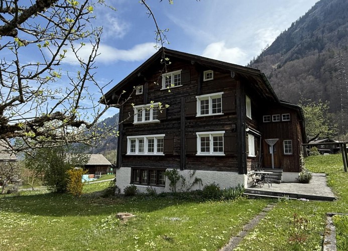 dieGASTgeberei.ch - Revier Weggüetli, Linthal
