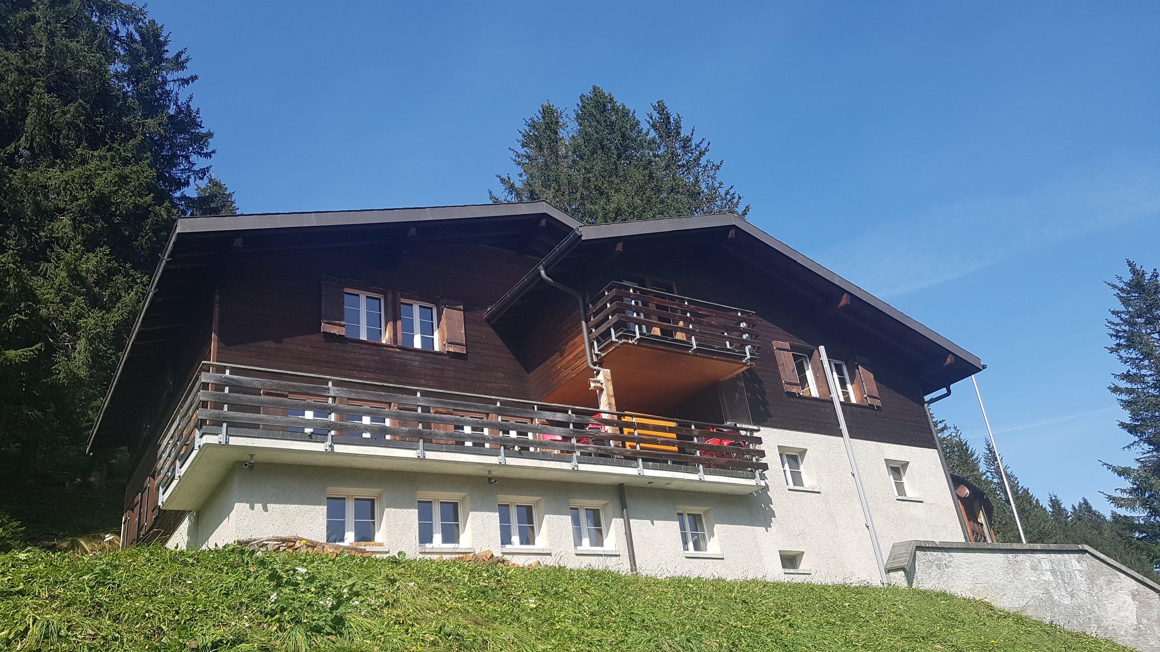 Skihaus Schabell, Elm