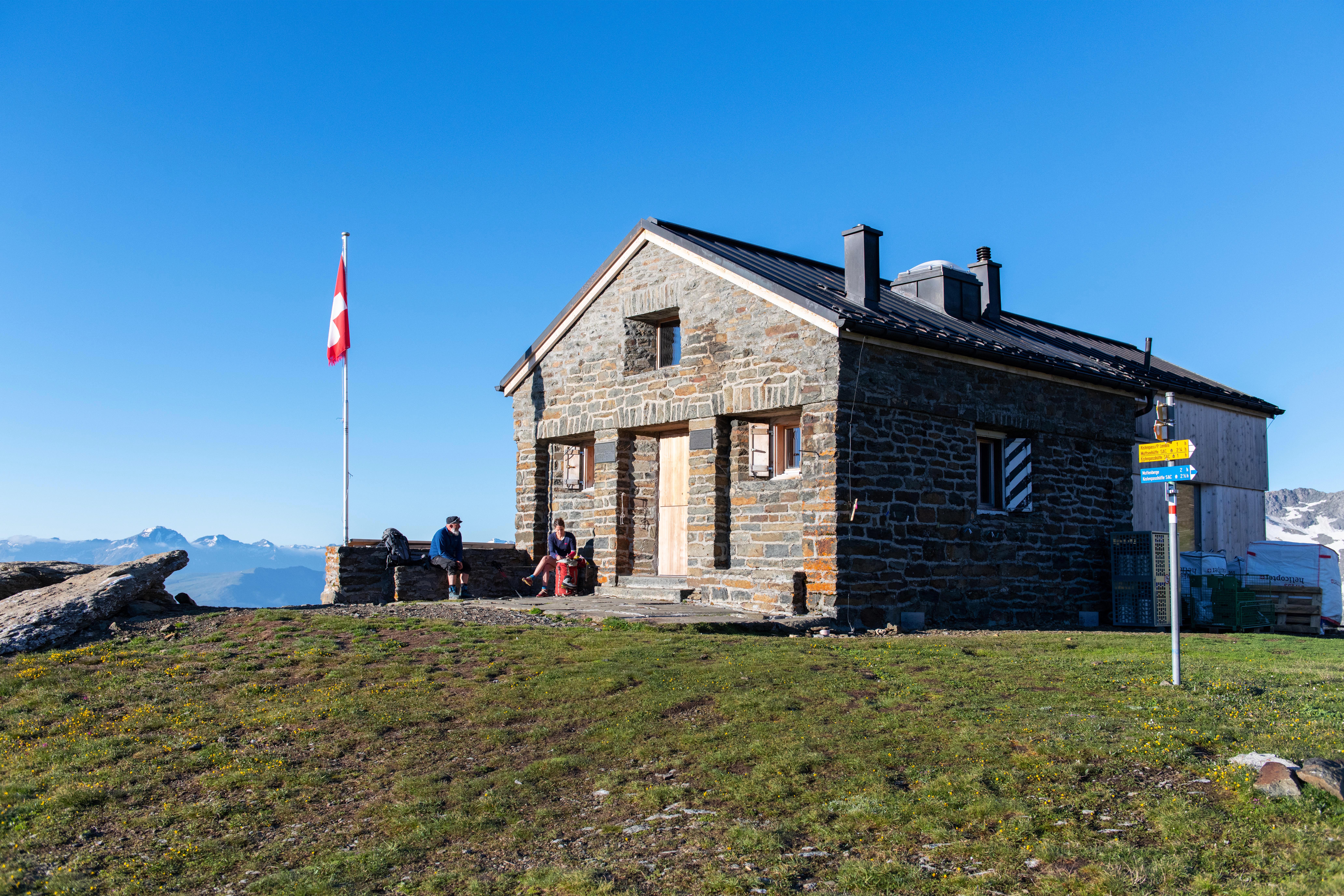 b0e0a7e33f11aa3b3103bdb597f38f544038e456_VGL_Elm_Braunwald_Muttsee_bis_Panixer_DSC_4611.jpg