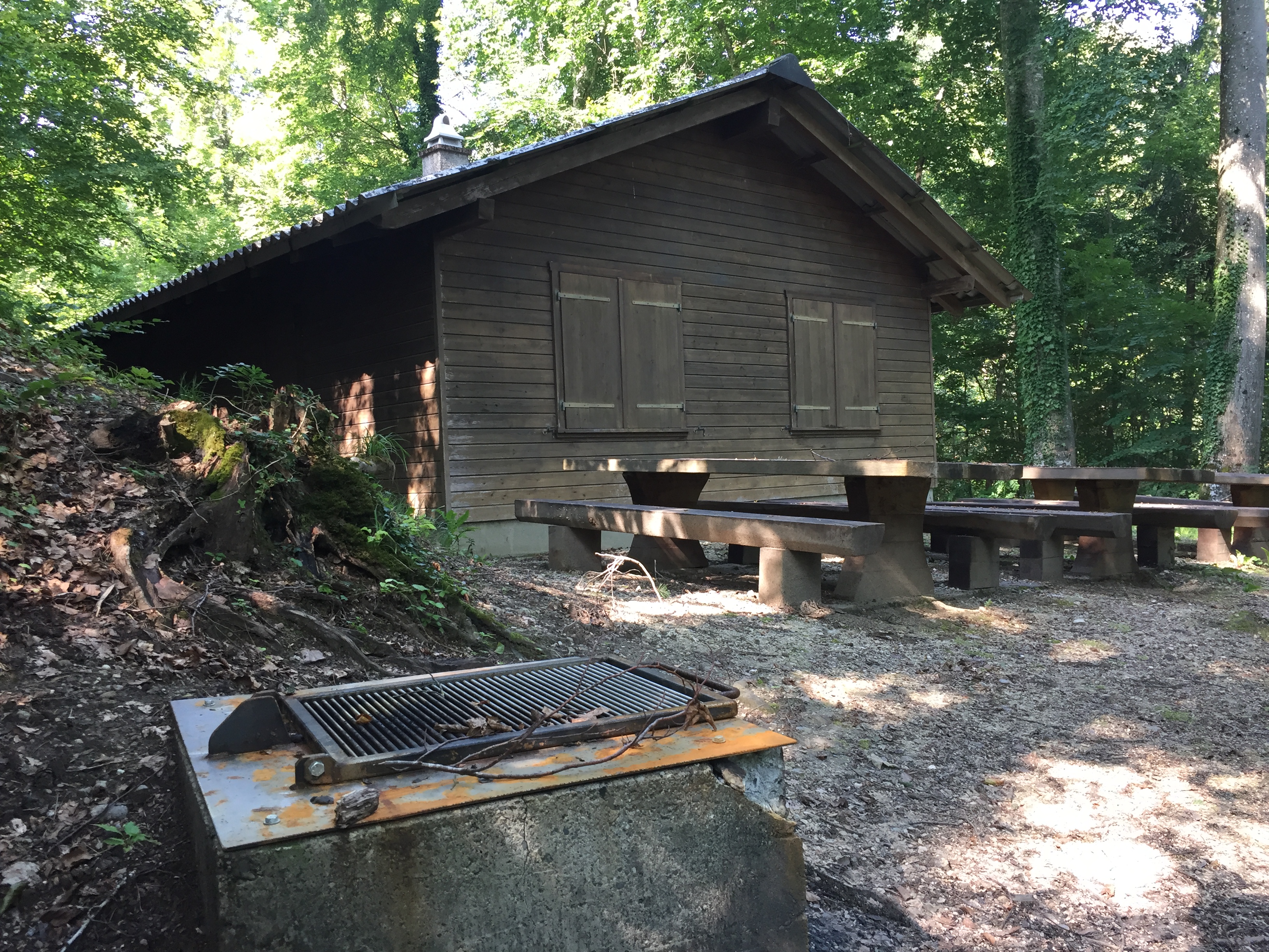 Wegenbachhütte mit Grillstelle, Schaffhausen
