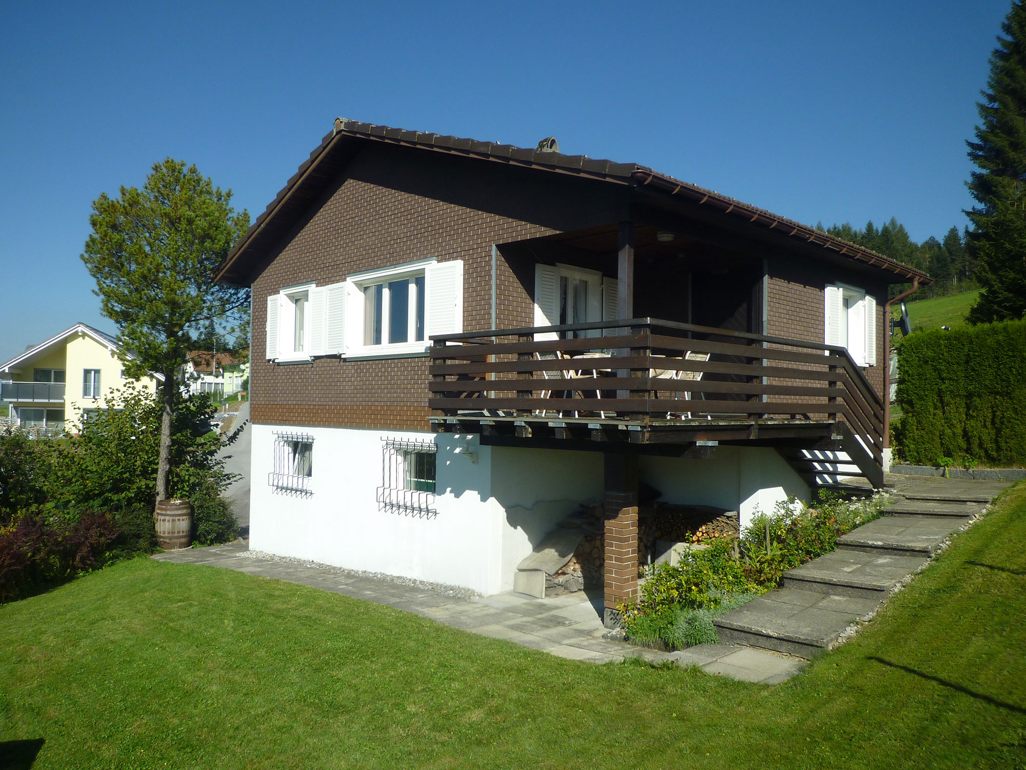 d8841257efd54749e0c0a4beb13475d2f53feb1d_Chalet_Meyer_Aussenansicht.jpg