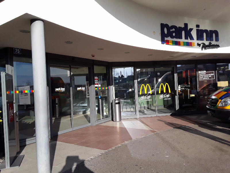 Radisson Hotel Zurich Airport – Bild