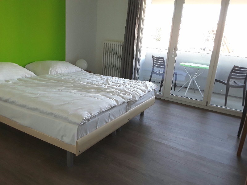 Nyon Hostel – image