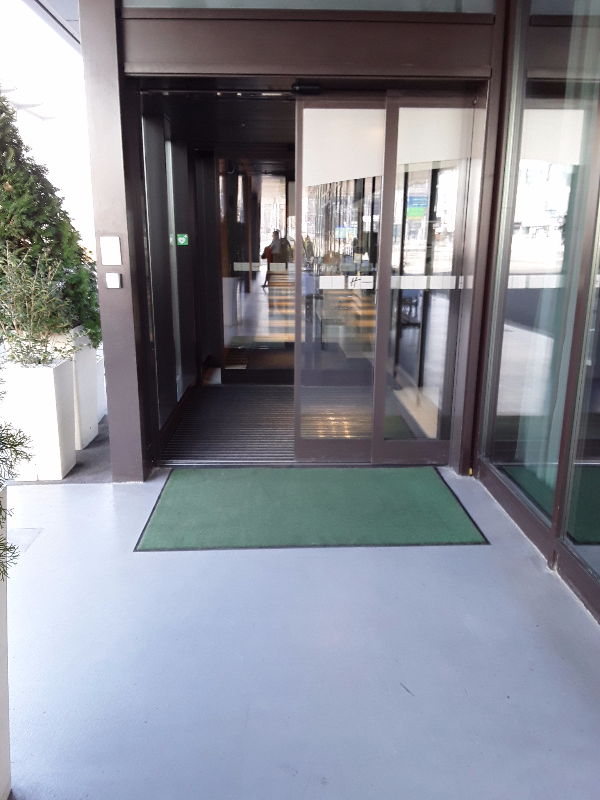 Hotel Holiday Inn Zürich Messe – image