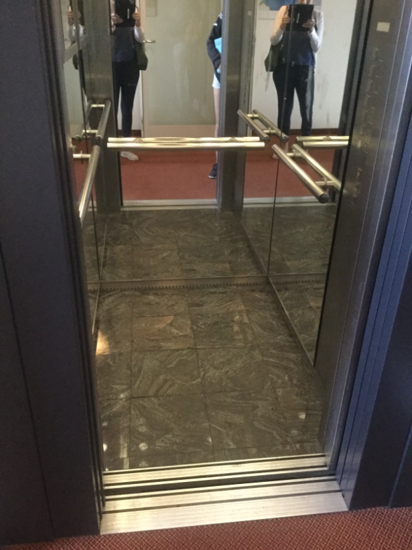 Aparthotel Ambassador – image