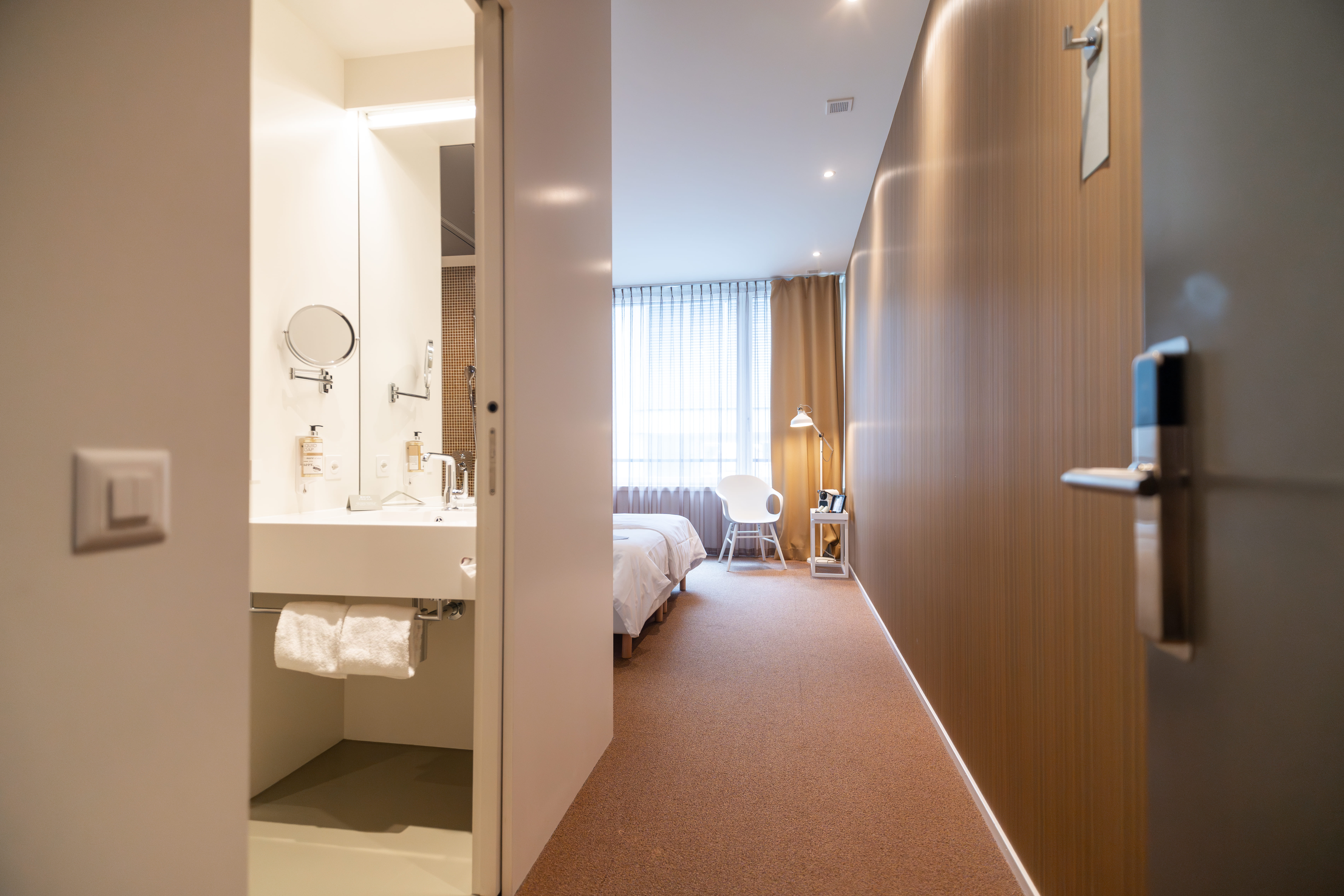 Trafo Hotel – Bild