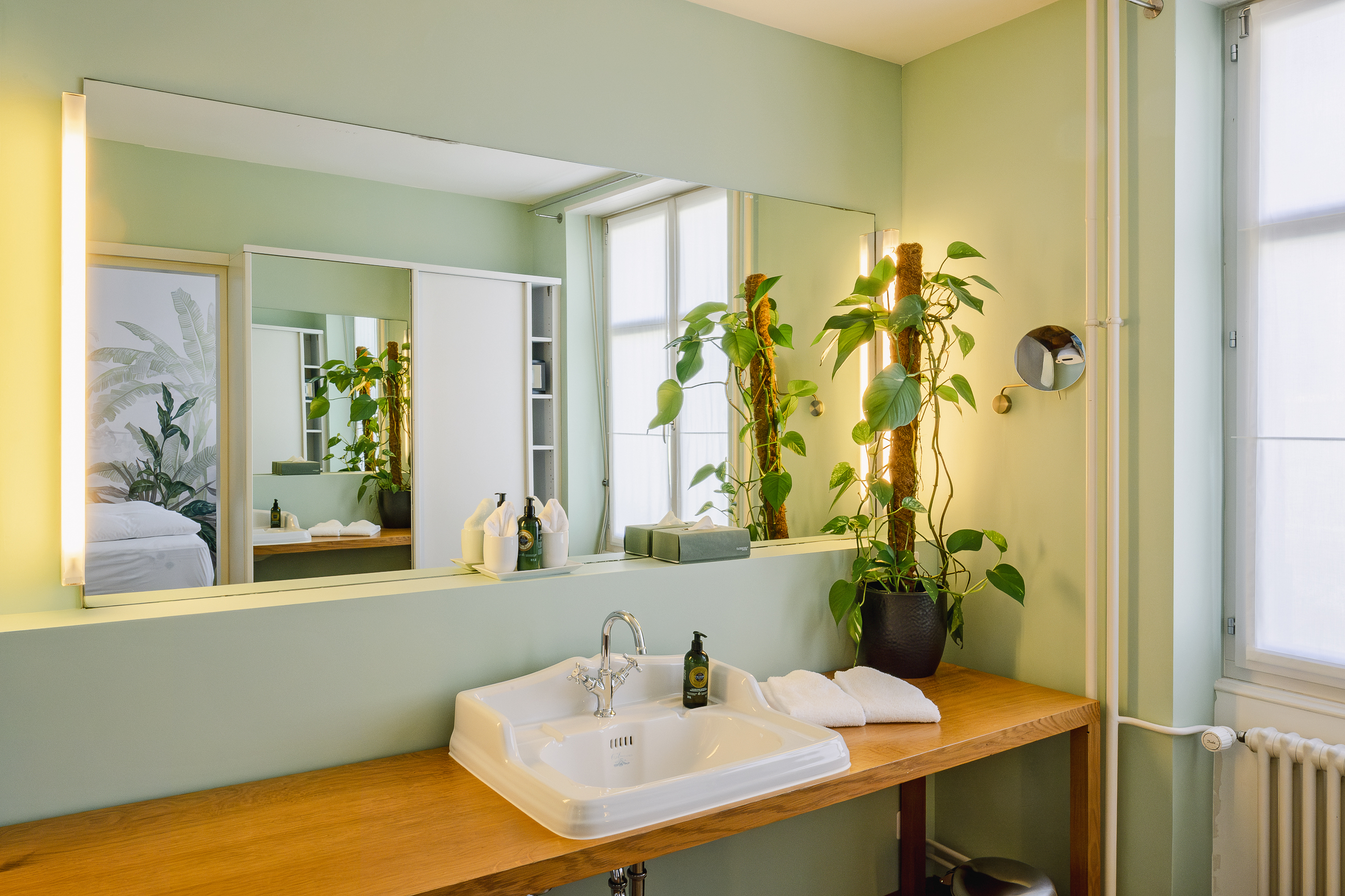 Consum Boutique Hotel – image