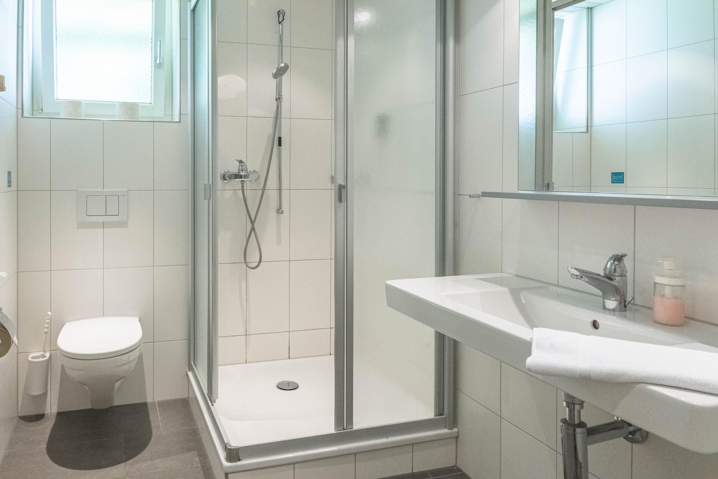 Engelberg Youth Hostel – image