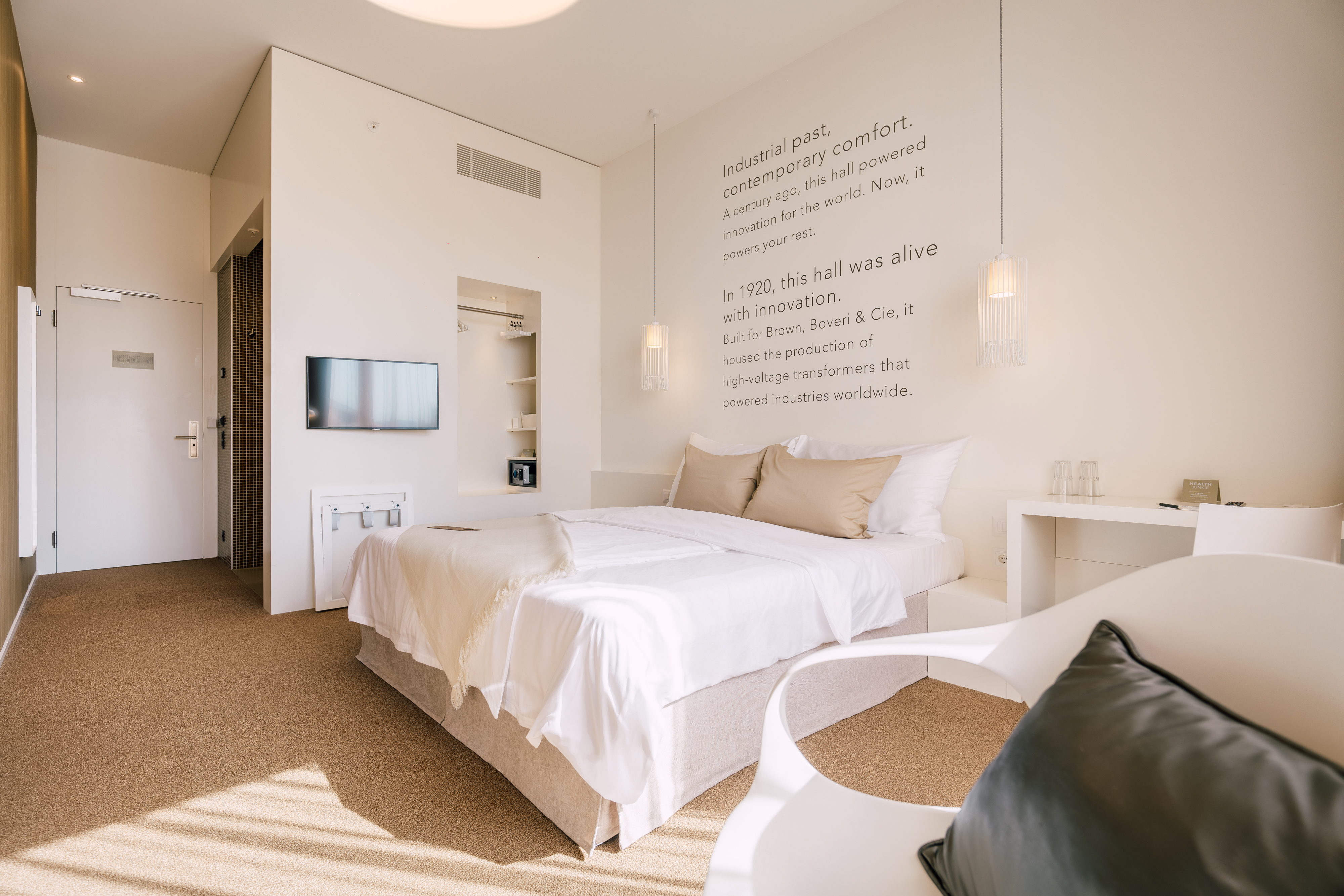 Trafo Hotel – Bild