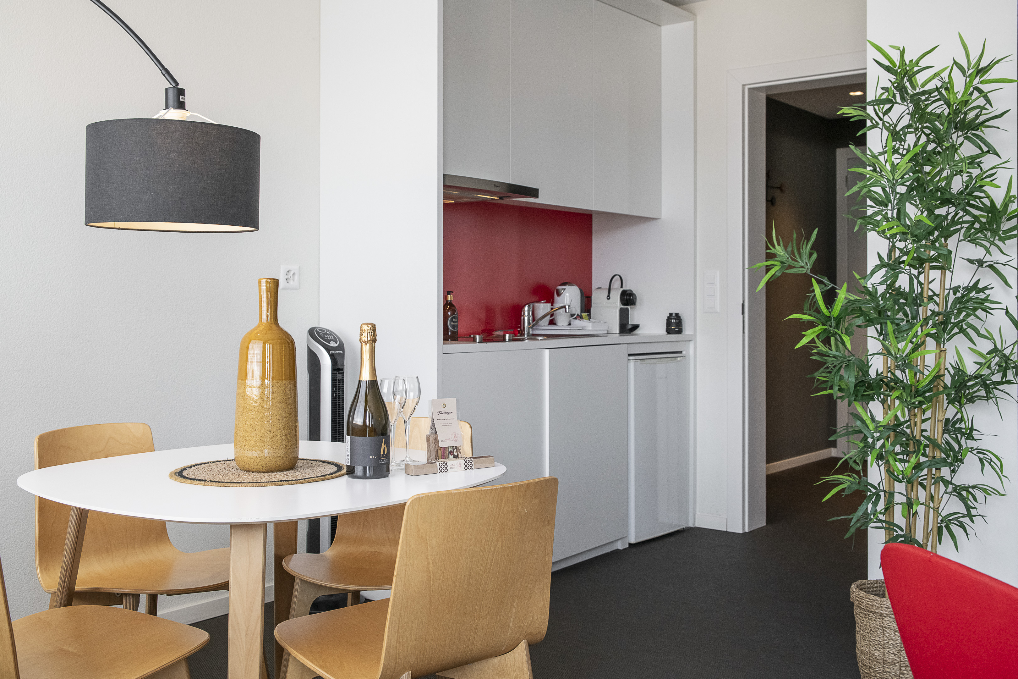 Home Swiss Hôtel – Bild