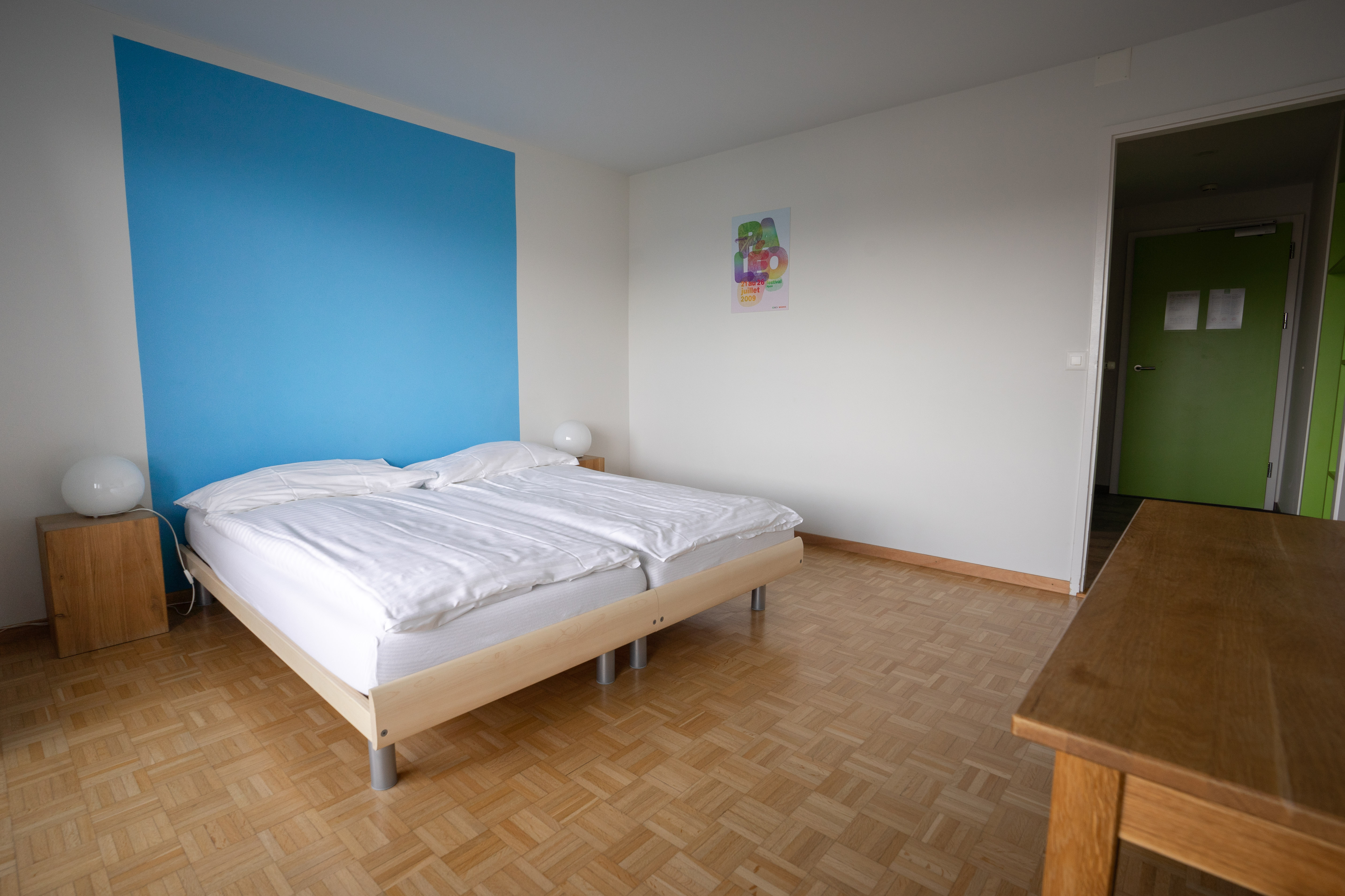 Nyon Hostel – image