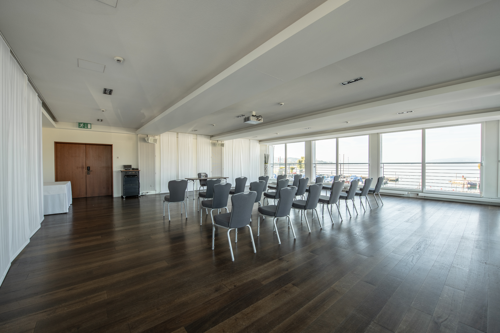 Hotel Marina Lachen – image