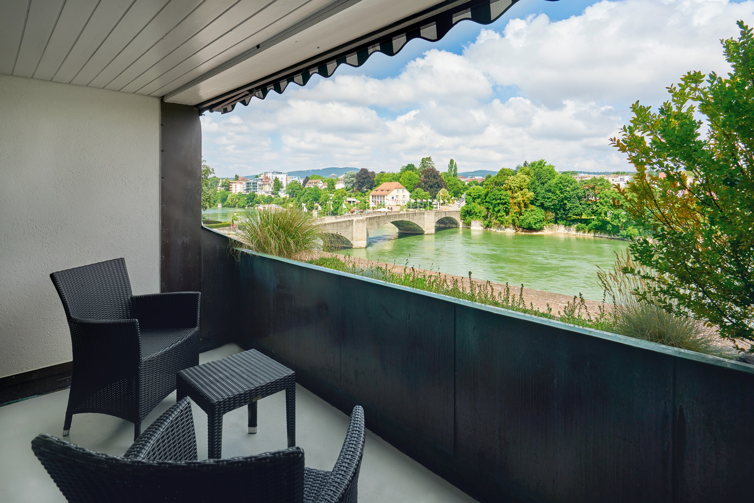 HOTEL SCHIFF AM RHEIN – Bild