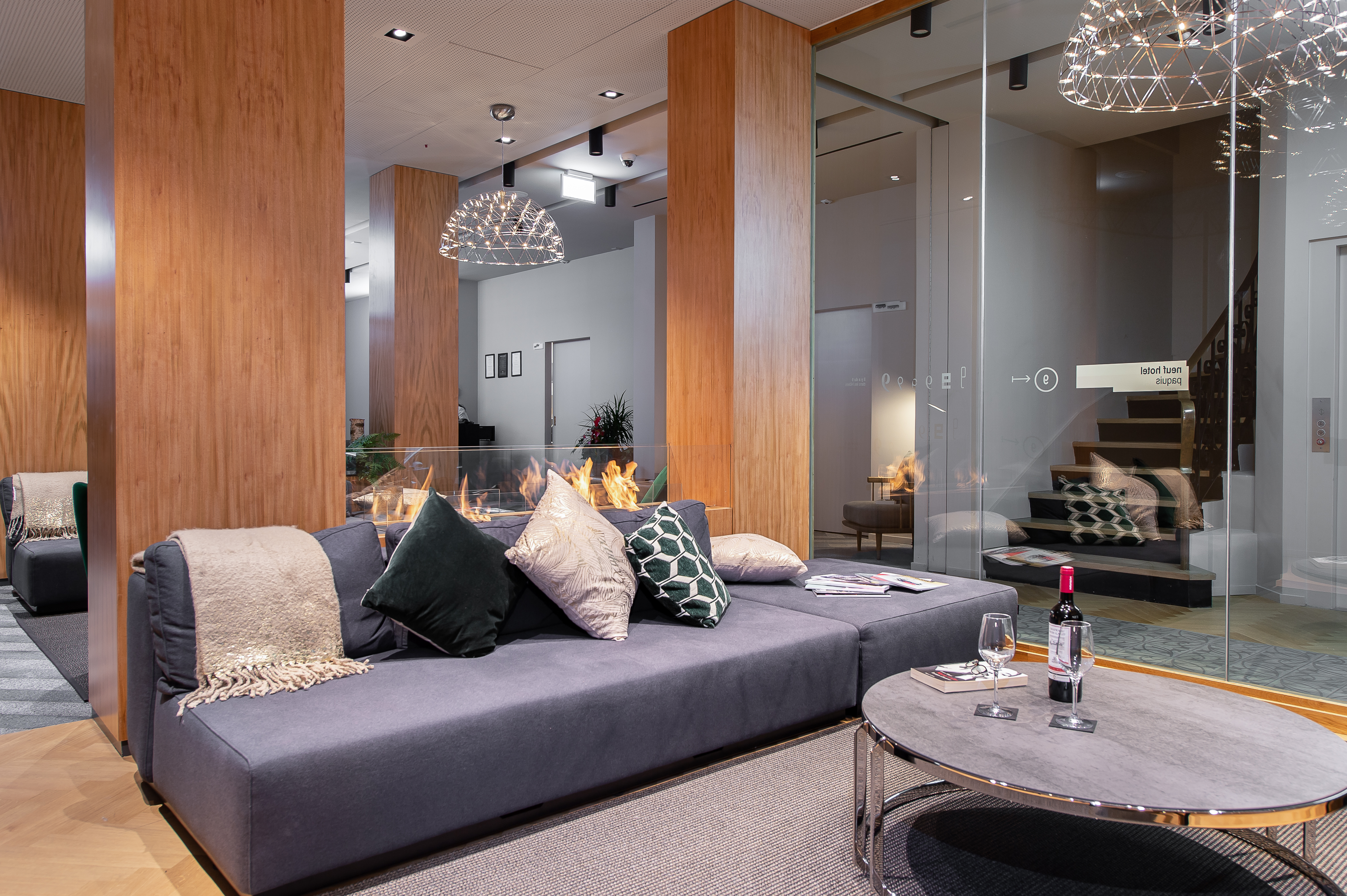 9HOTEL PAQUIS – Bild