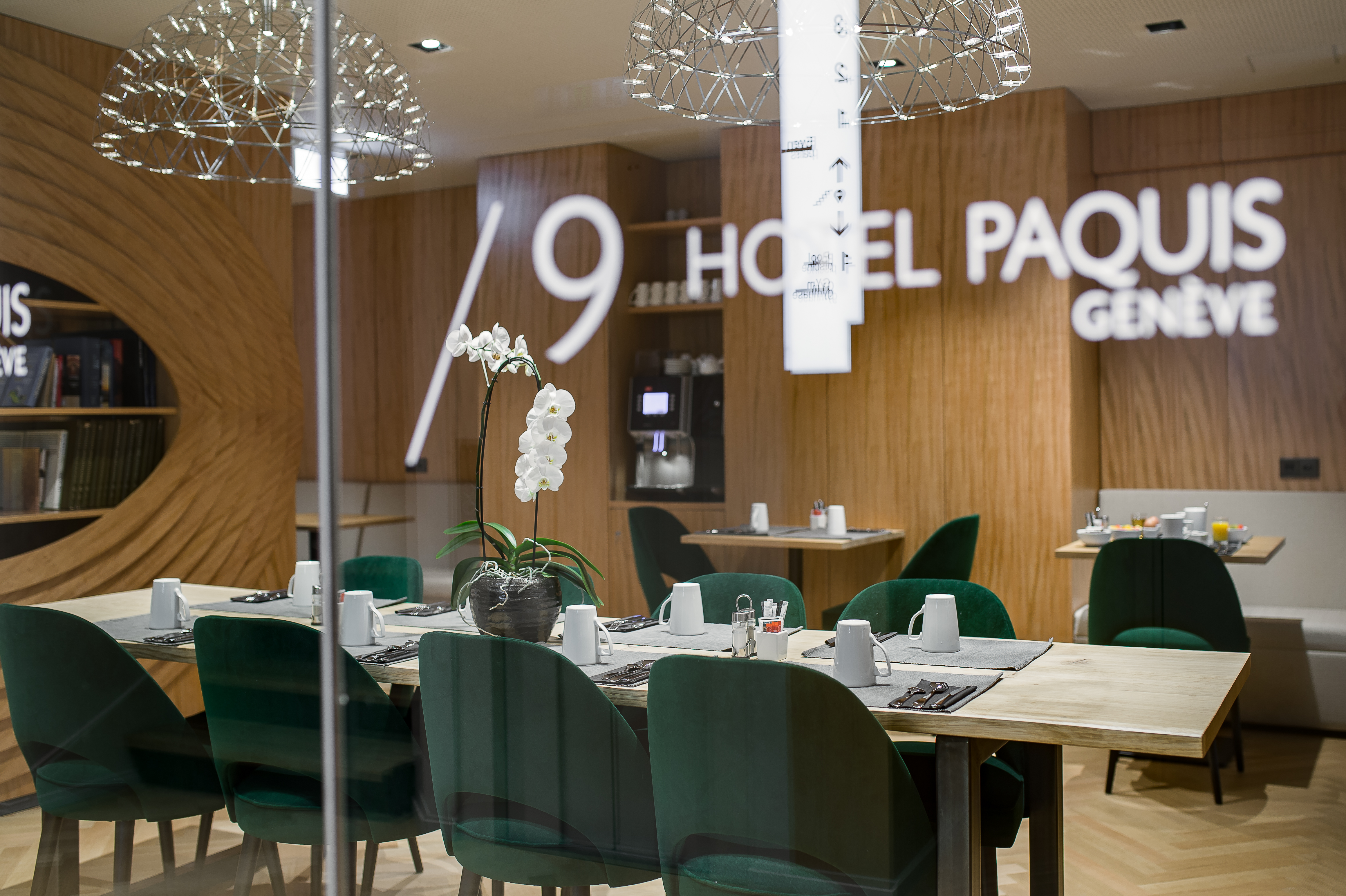 9HOTEL PAQUIS – Bild