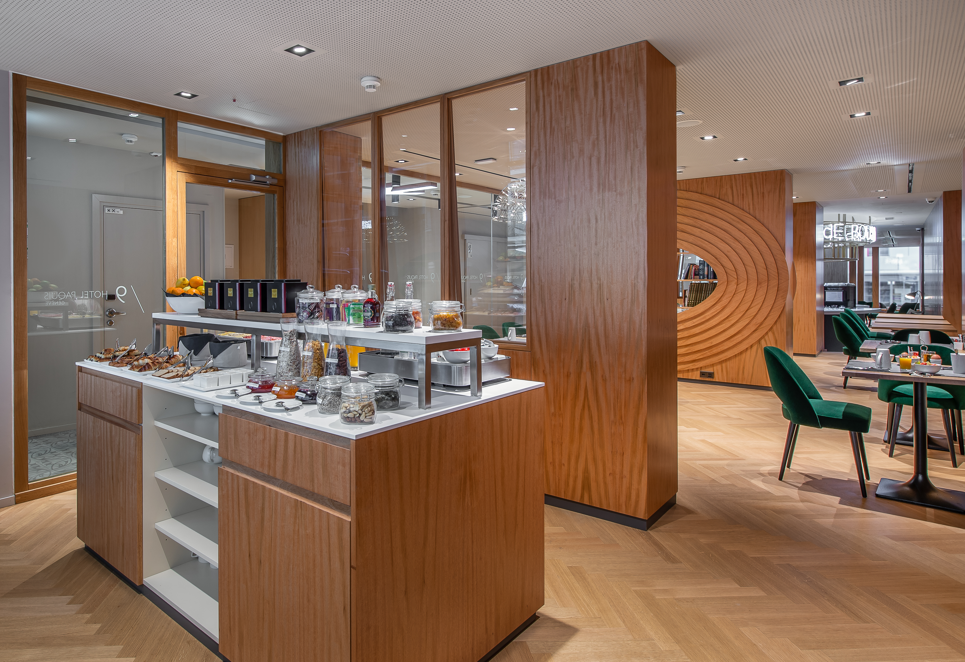 9HOTEL PAQUIS – Bild