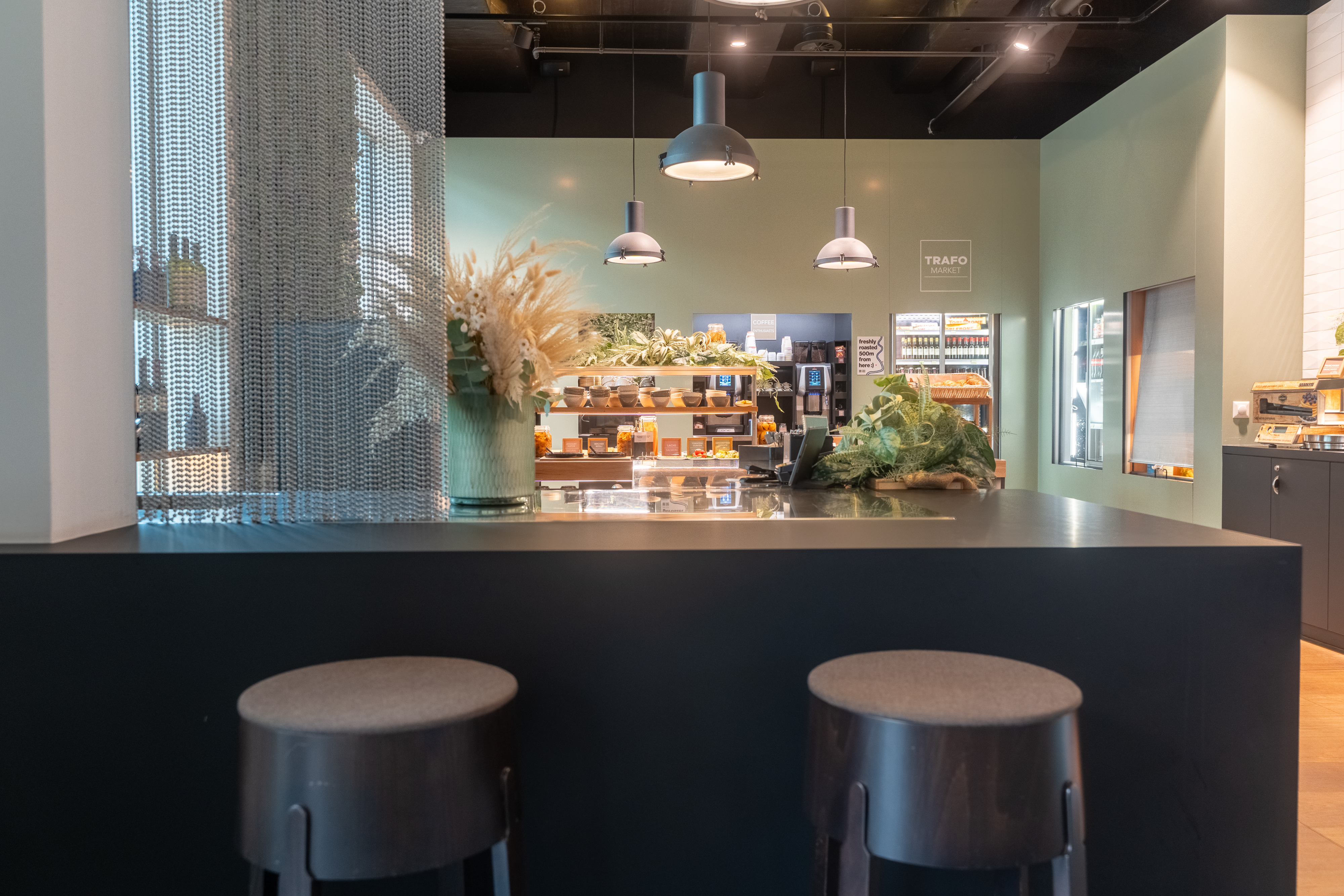 Trafo Hotel – Bild