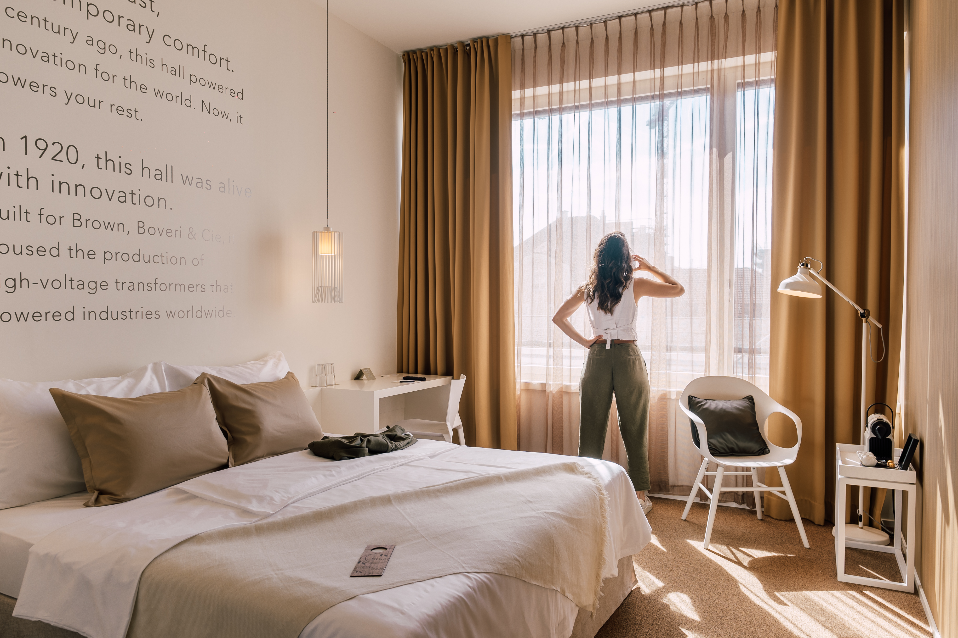 Trafo Hotel – Bild