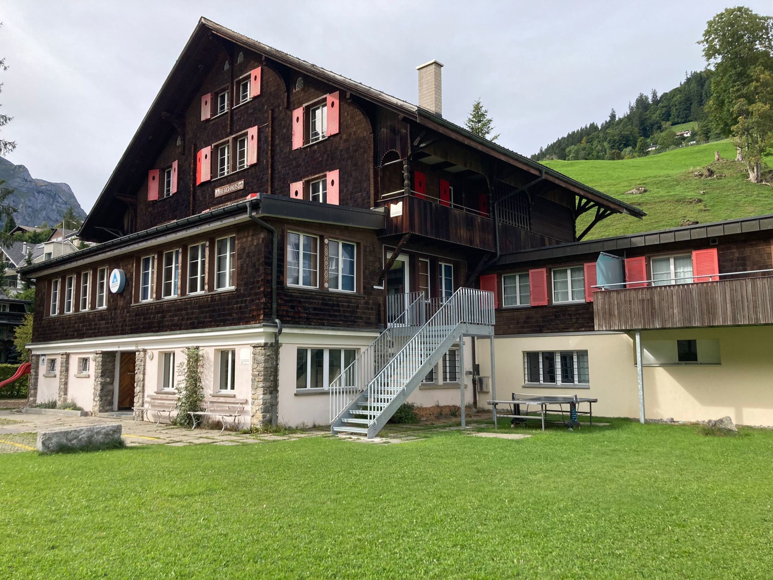 Engelberg Youth Hostel – image