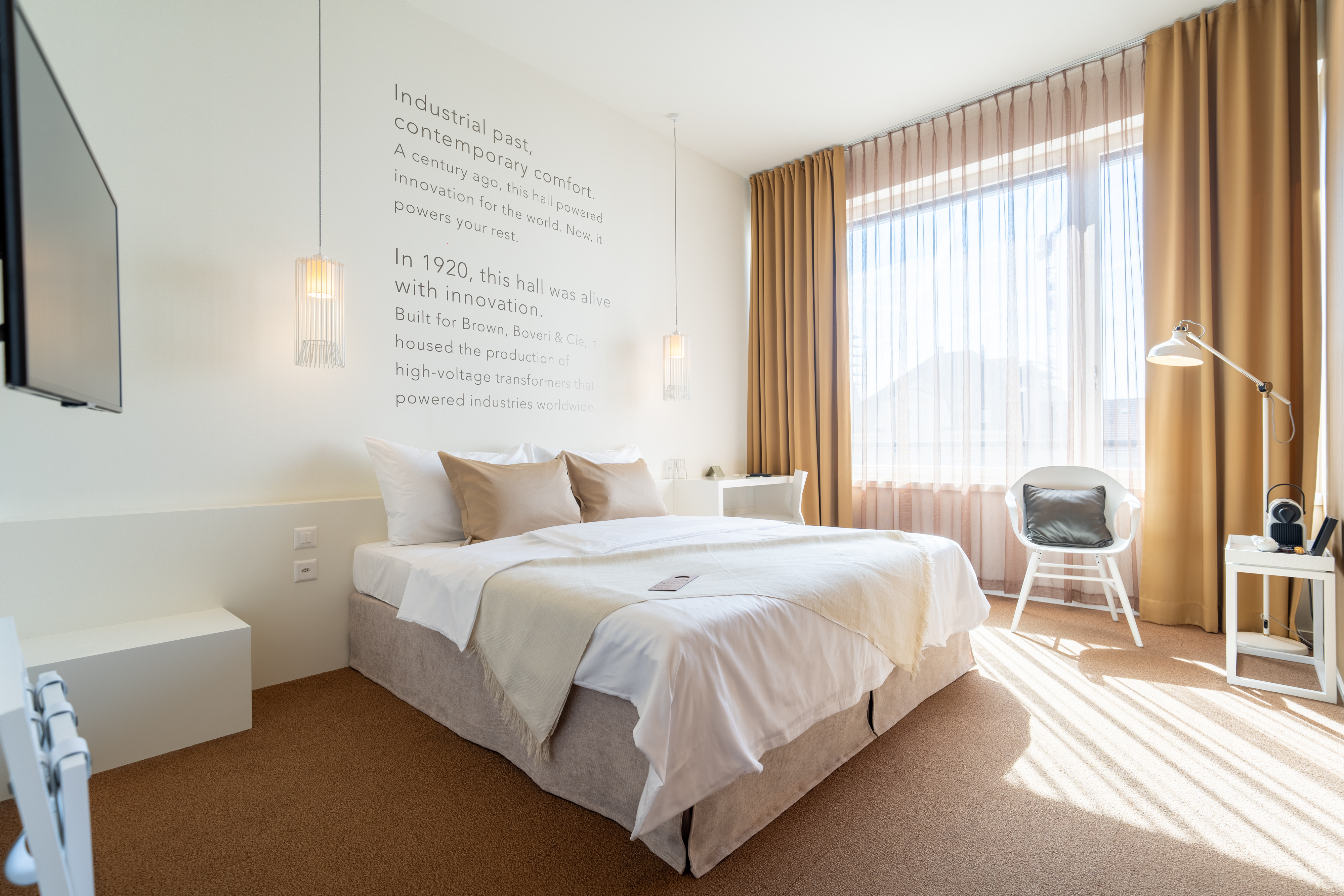 Trafo Hotel – Bild