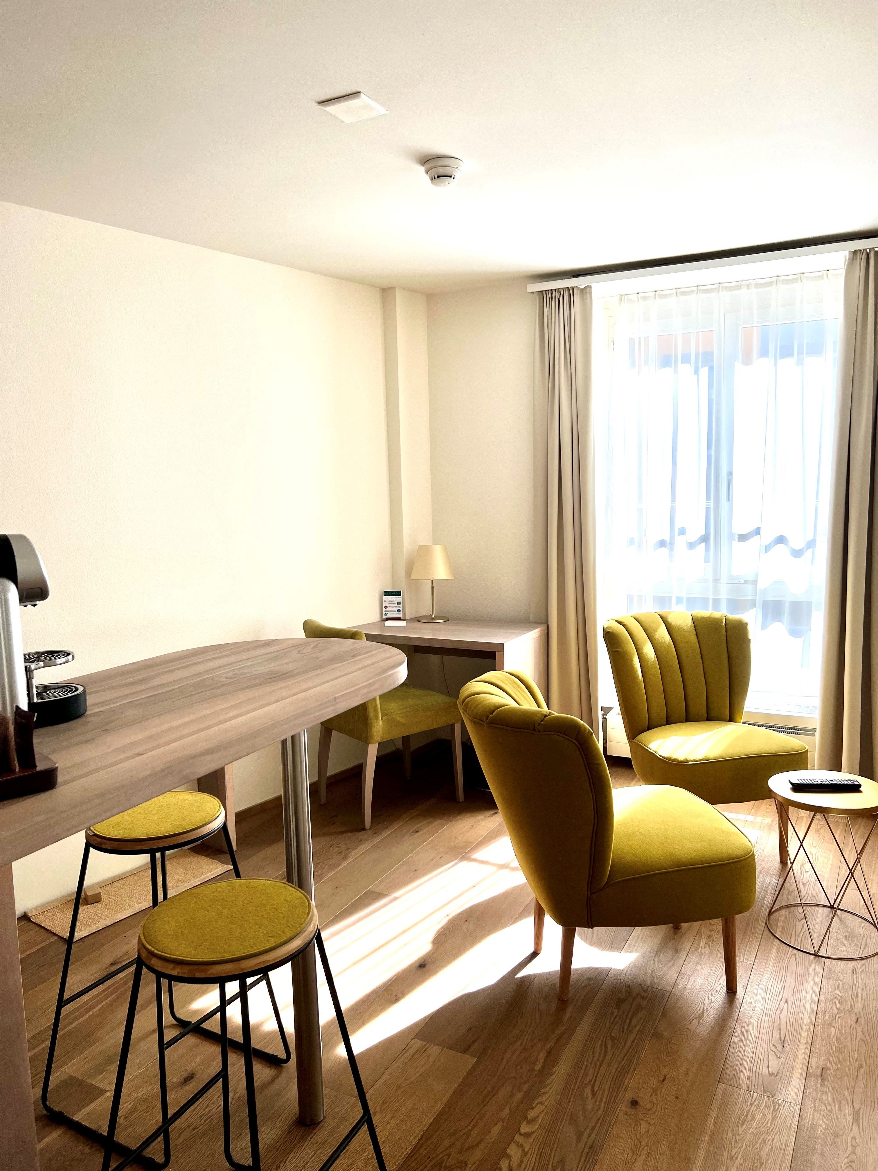 PLATZHIRSCH ZURICH Downtown Boutique Hotel & Sushi Lounge – Bild