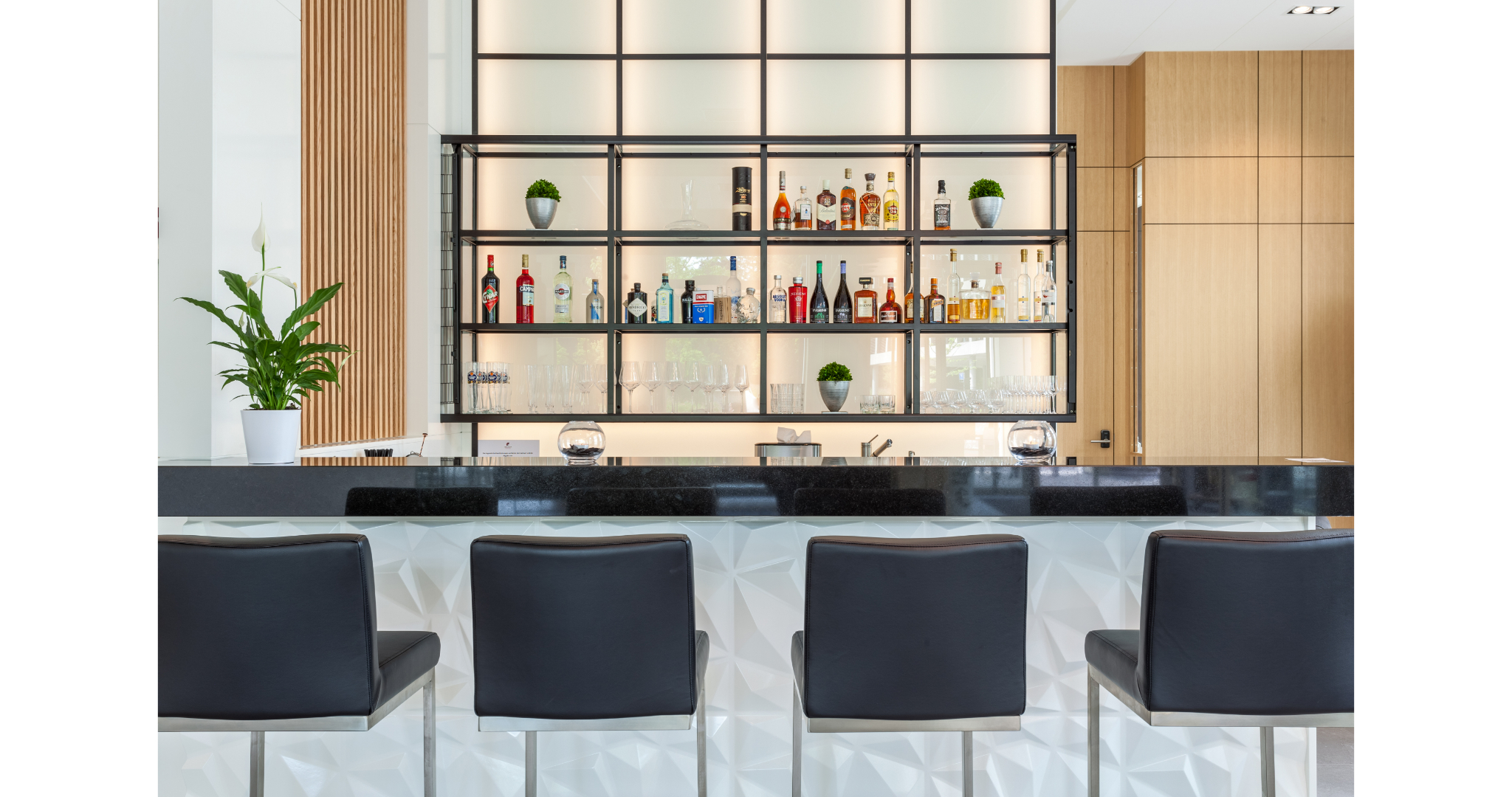 Centurion Towerhotel – image