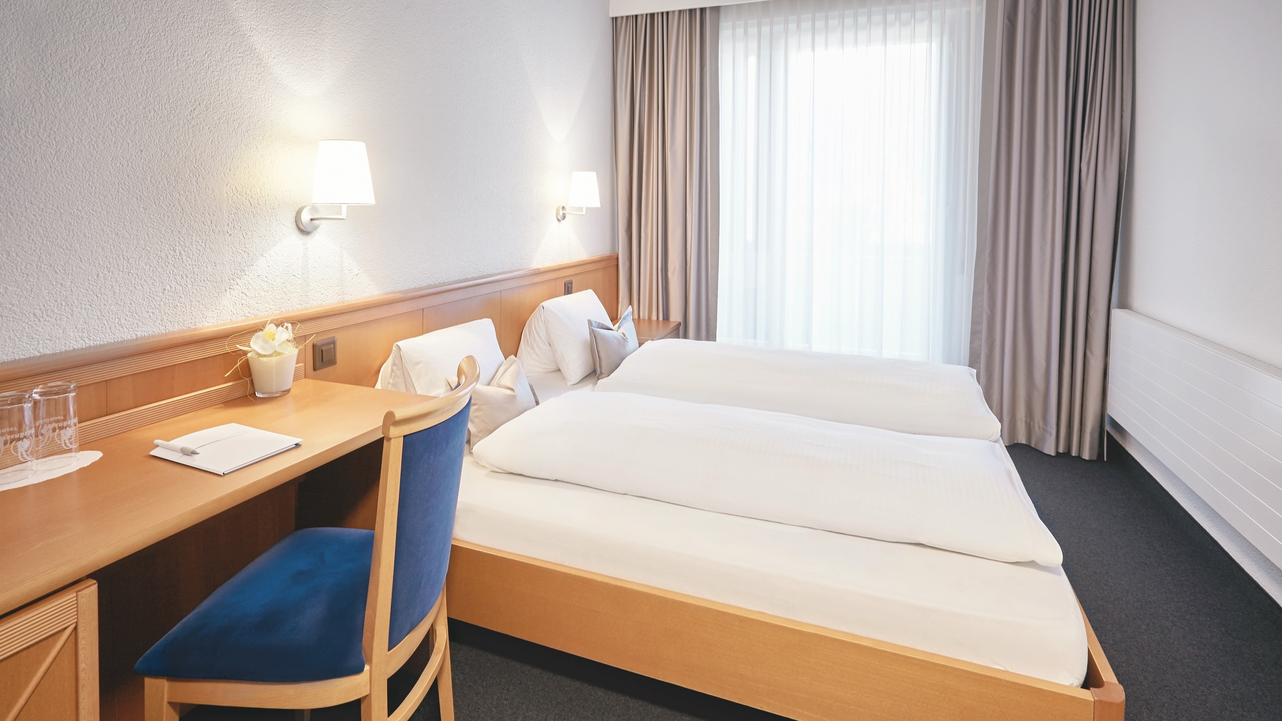 HOTEL SCHIFF AM RHEIN – Bild