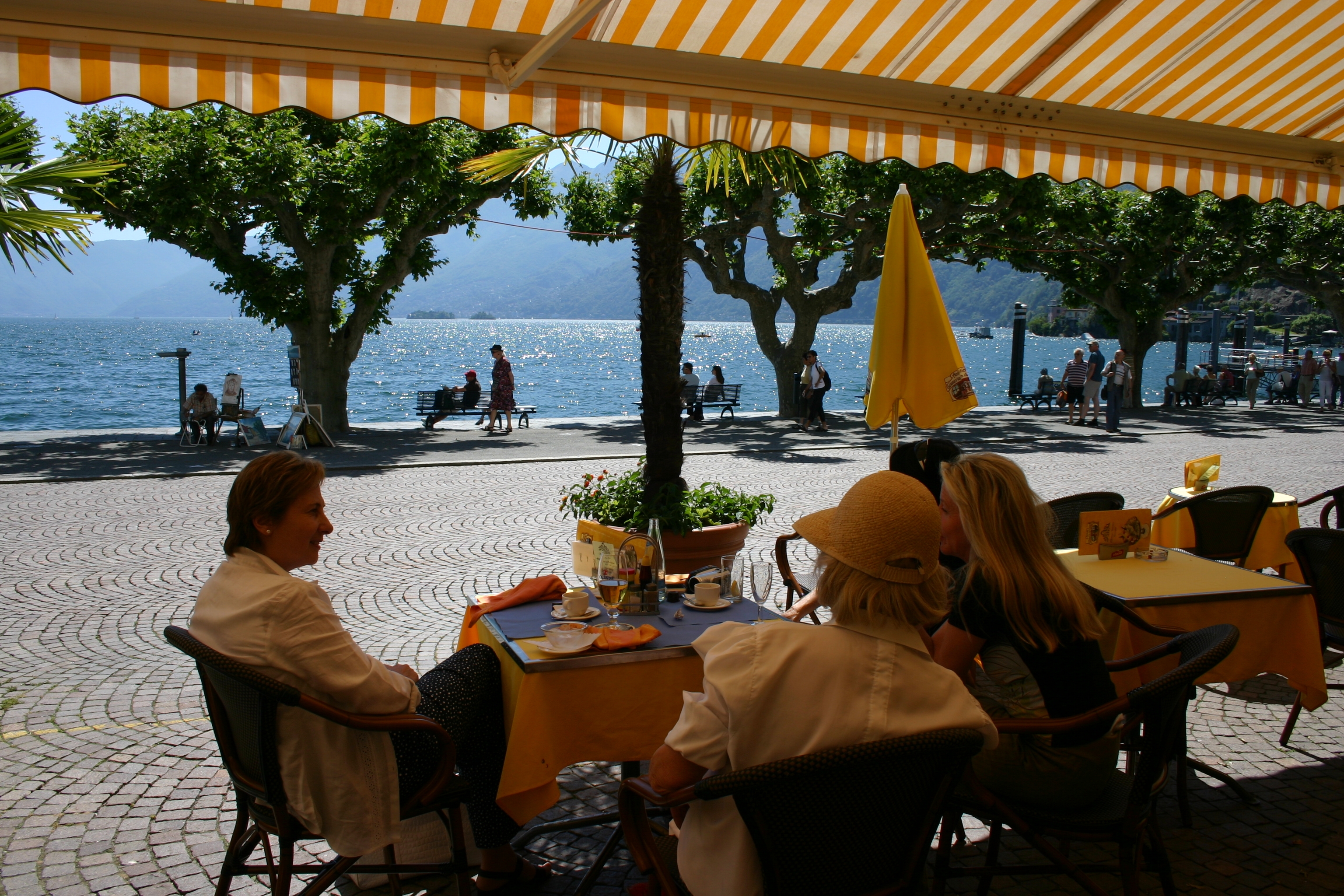 Boulevard-Café Boulevard-Café