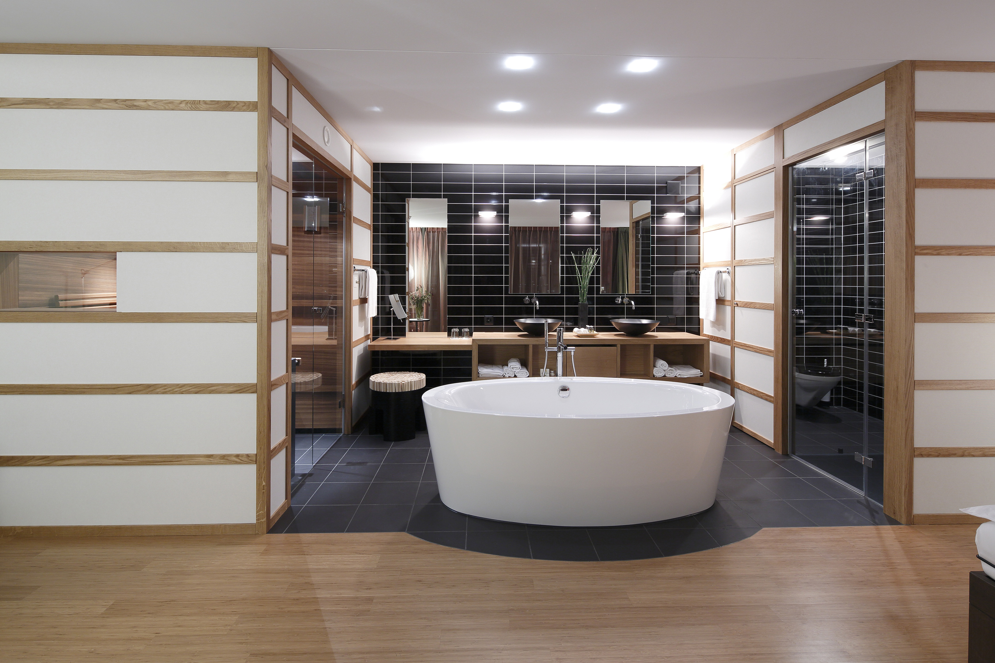 Spa-Junior Suite (409) Spa-Junior Suite (409)