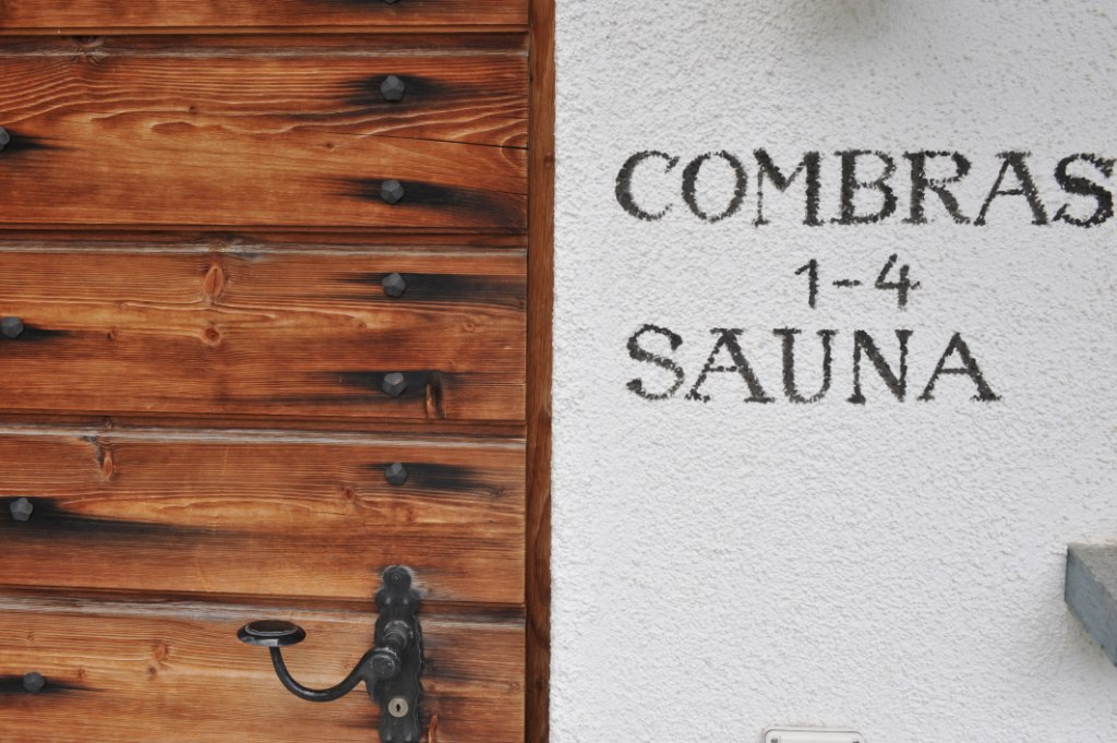 Das Ucliva verfügt über eine kleine Holzofensauna Das Ucliva verfügt über eine kleine Holzofensauna