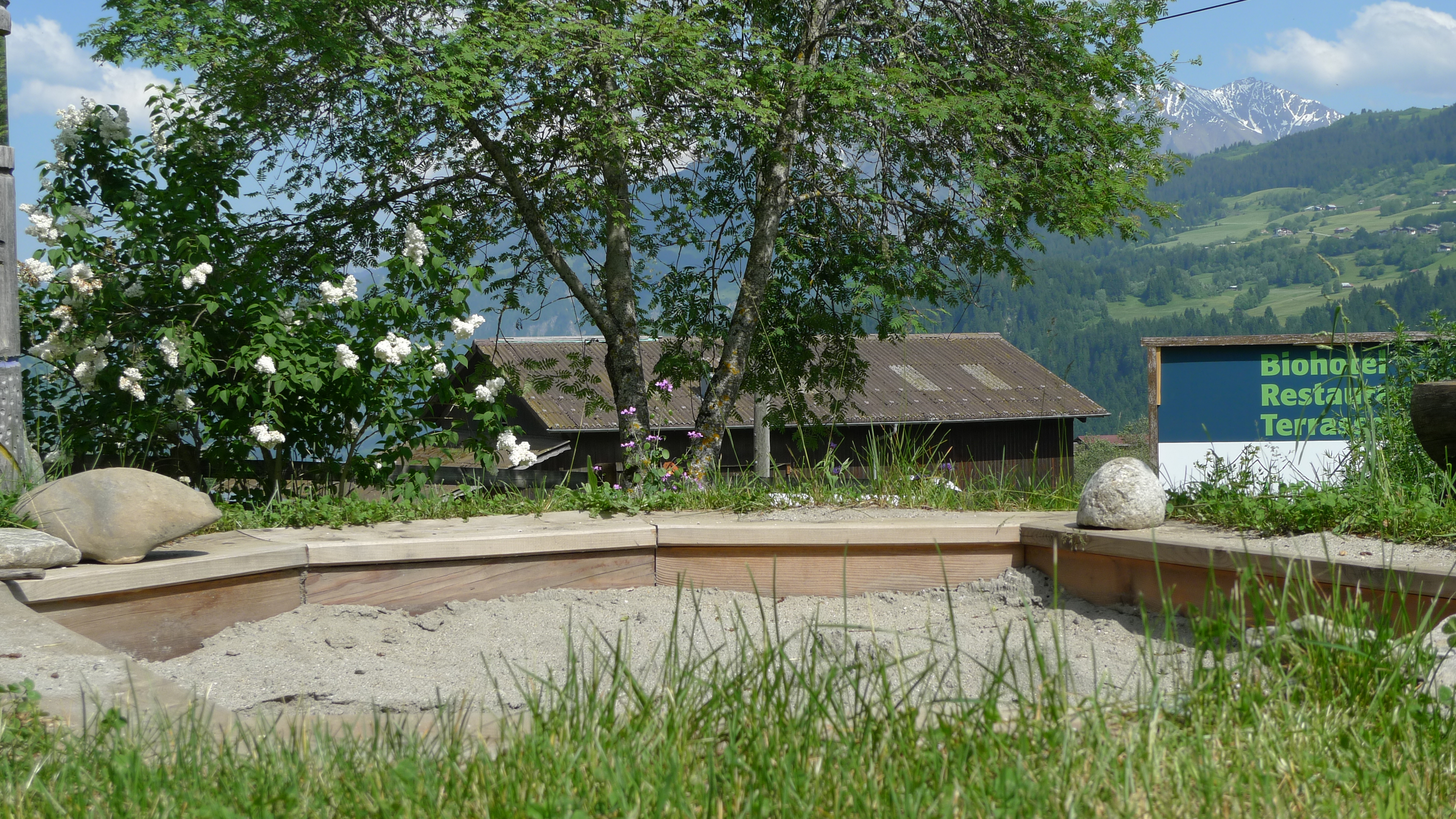 Hotel Ucliva – image