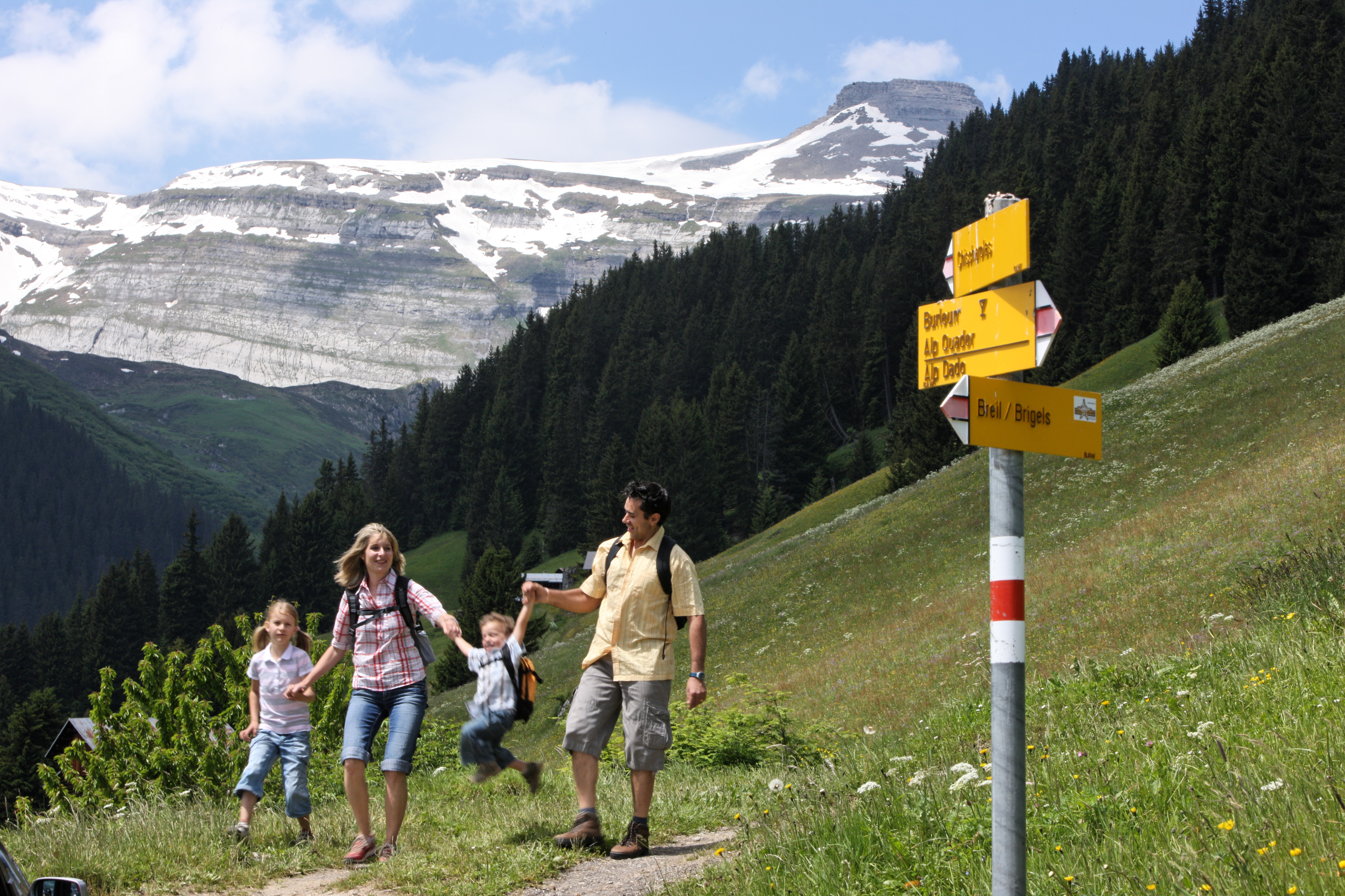 Hotel Ucliva – image