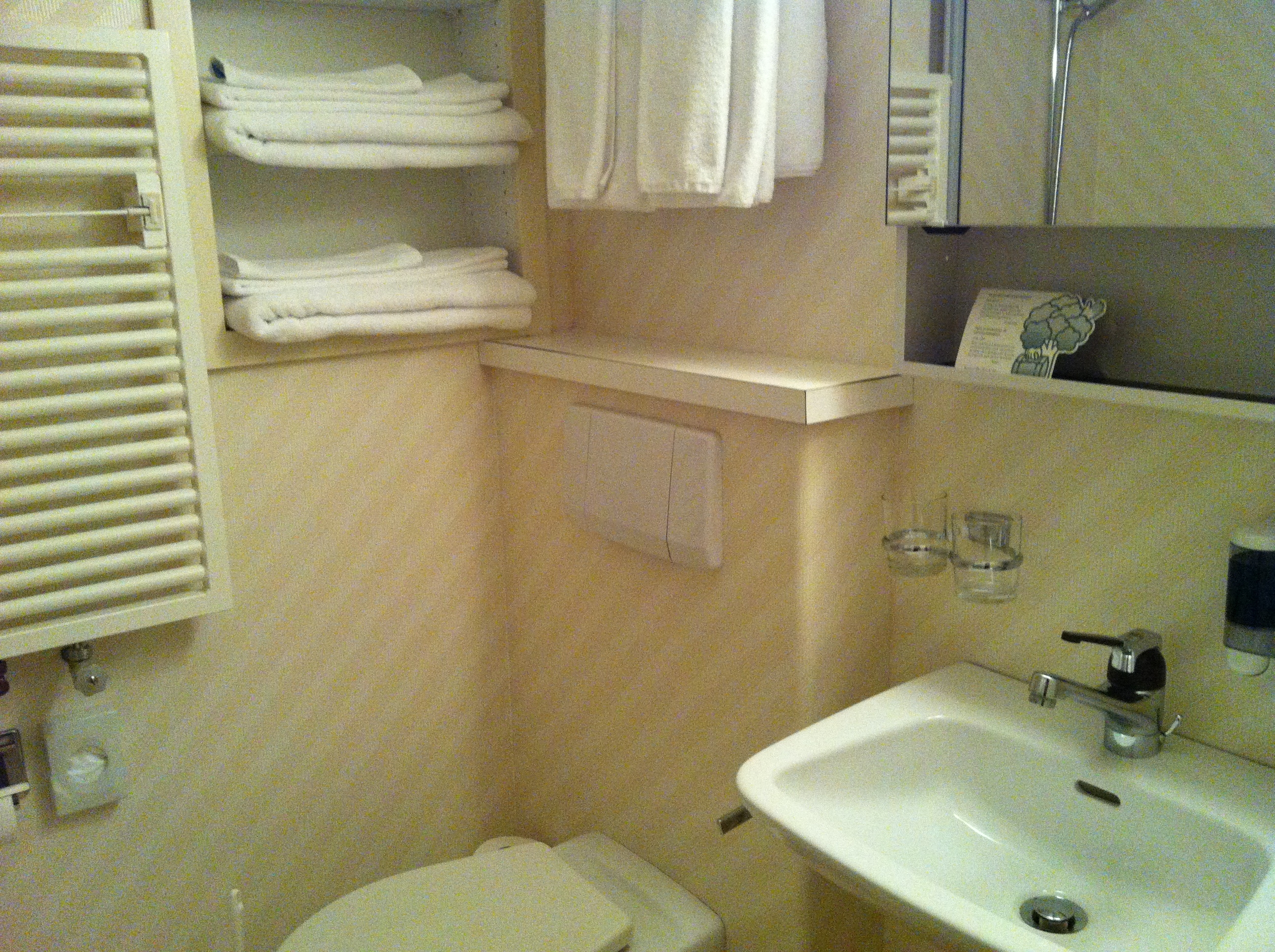 Hotel Bellevue – Traditional Swiss Hideaway – image