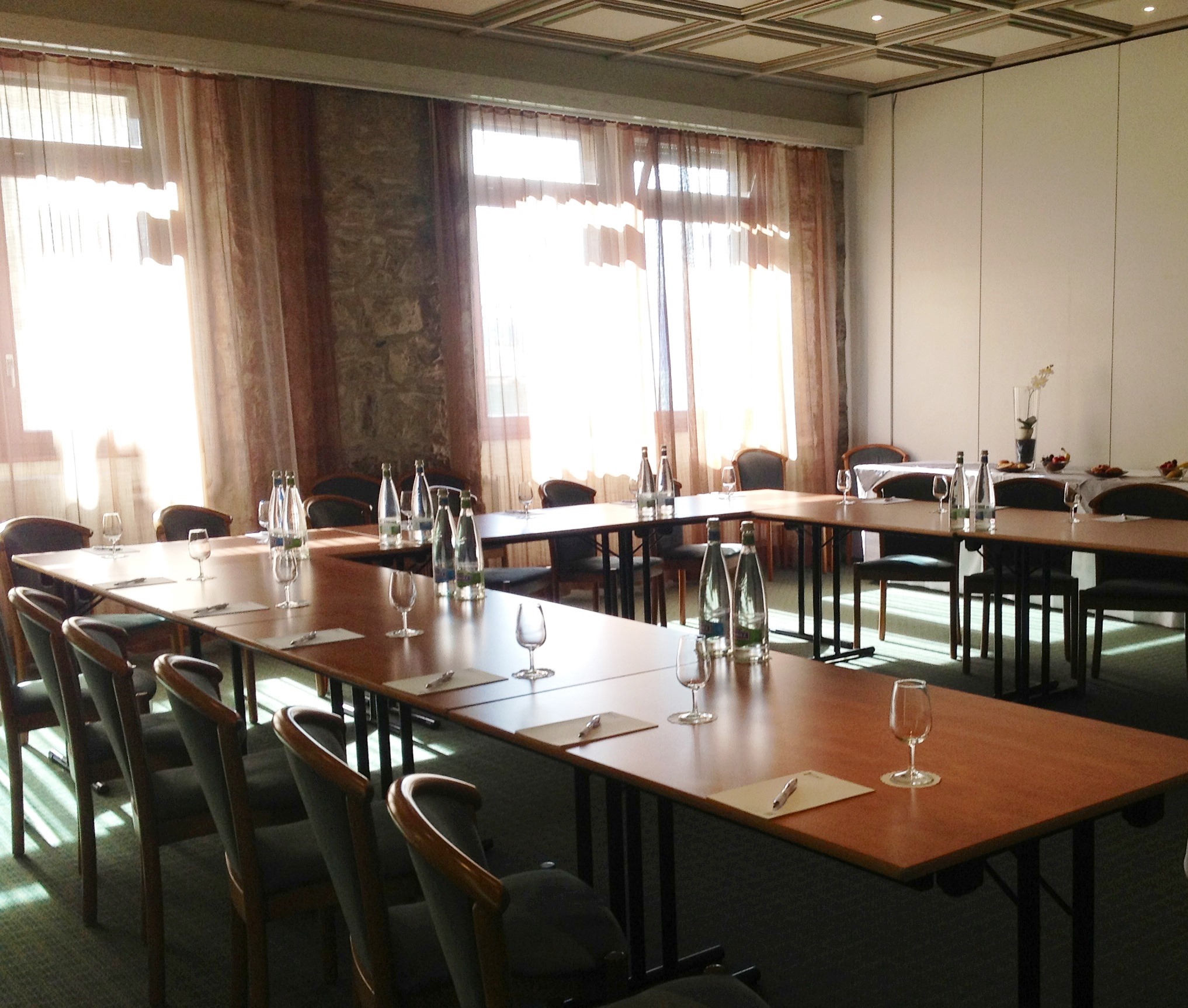 Salle du Lac en style fer à cheval Salle du Lac en style fer à cheval