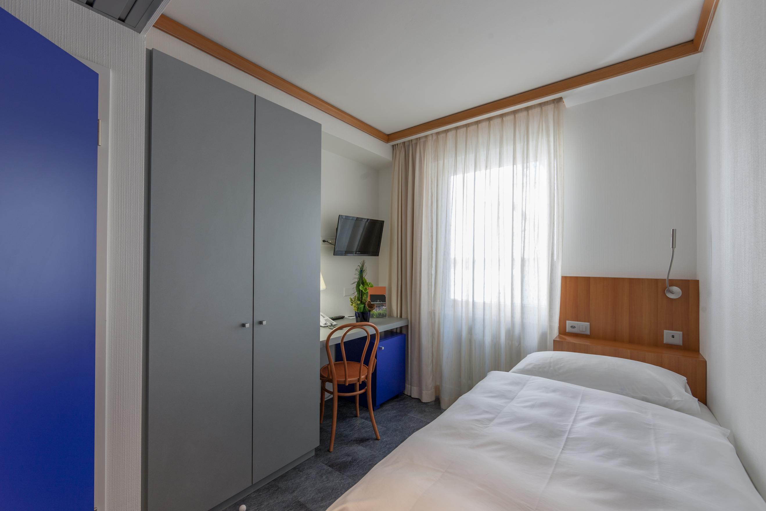 Einzelzimmer mit Dorfsicht Einzelzimmer mit Dorfsicht