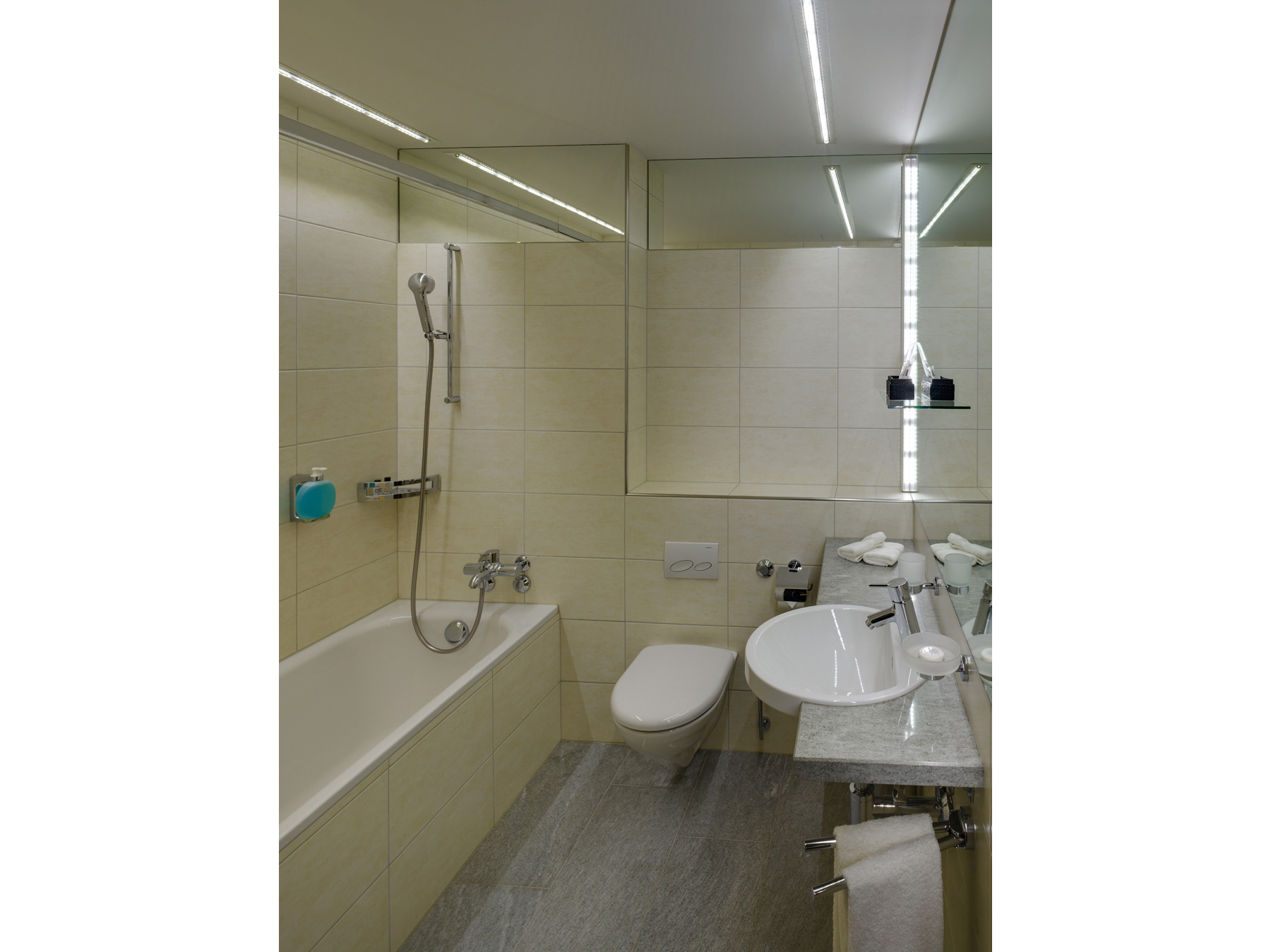 Doppelzimmer Economy & Doppelzimmer Business Doppelzimmer Economy & Doppelzimmer Business