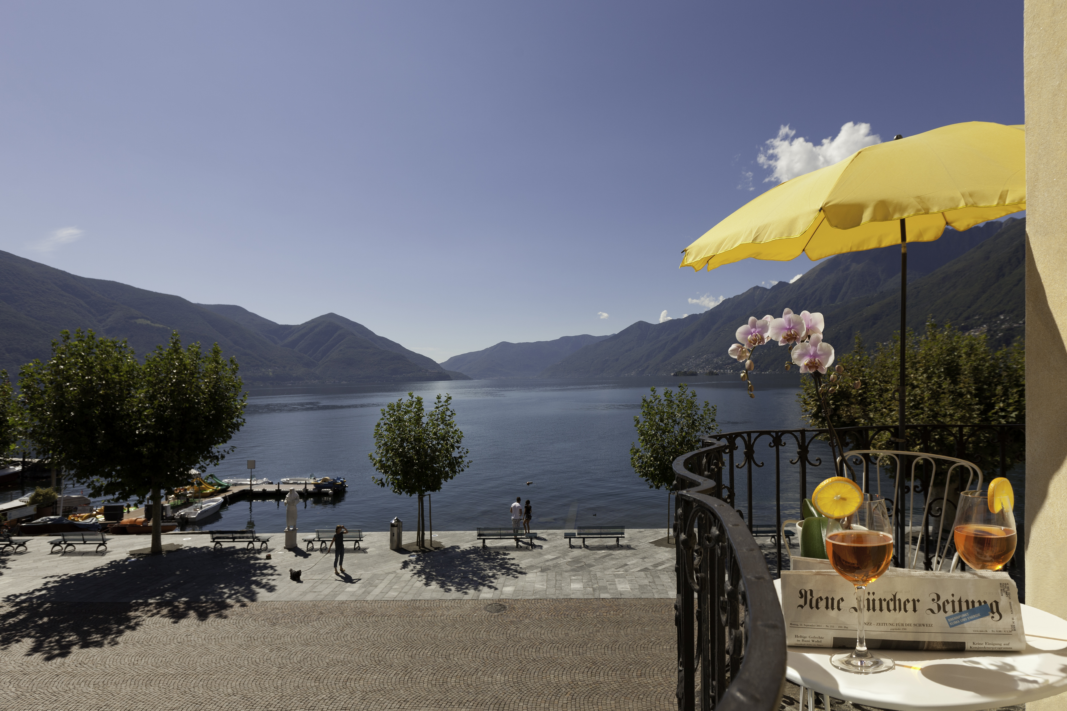 Double room with lake view Double room with lake view