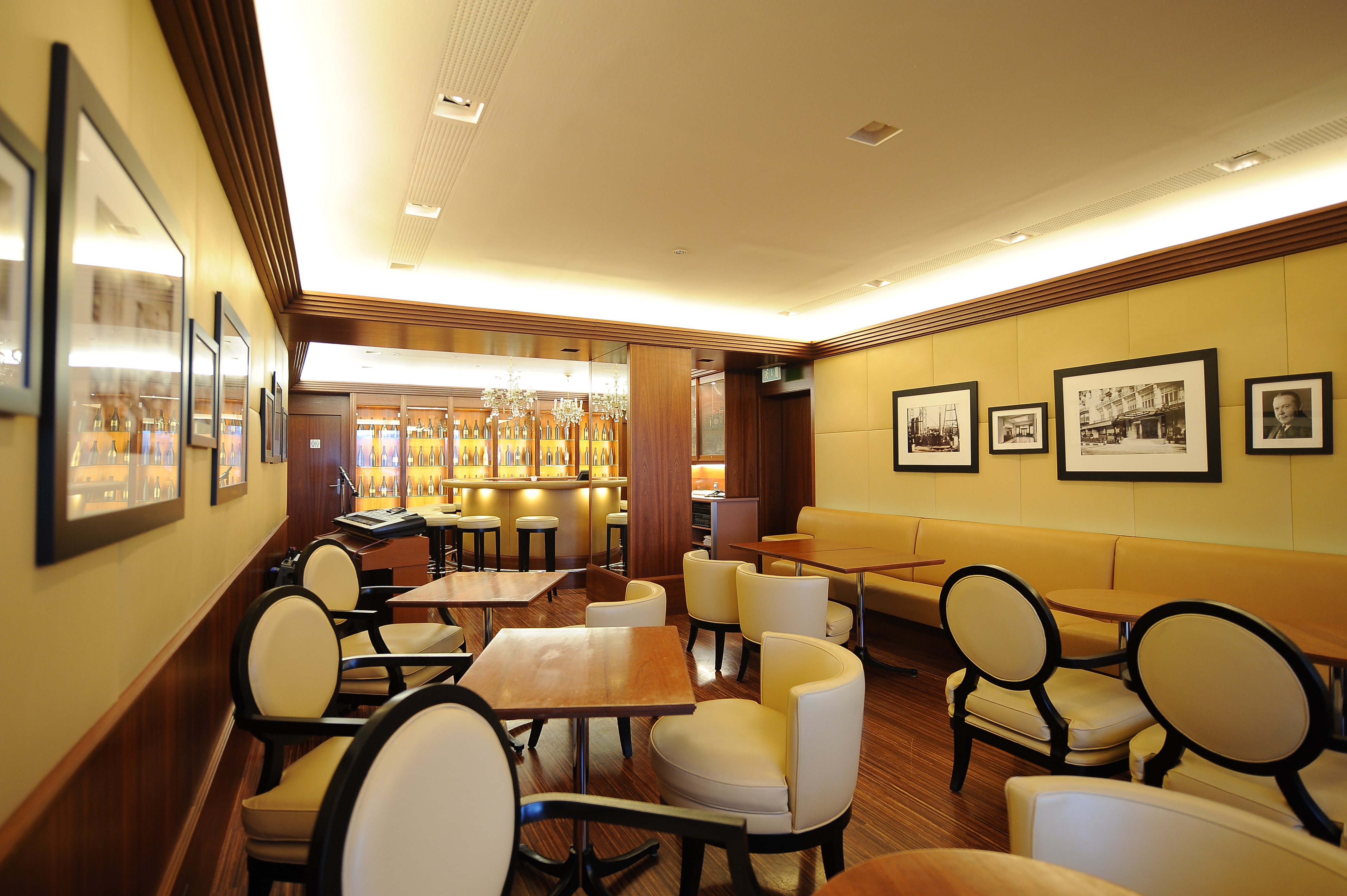 Hôtel de la Paix – Bild