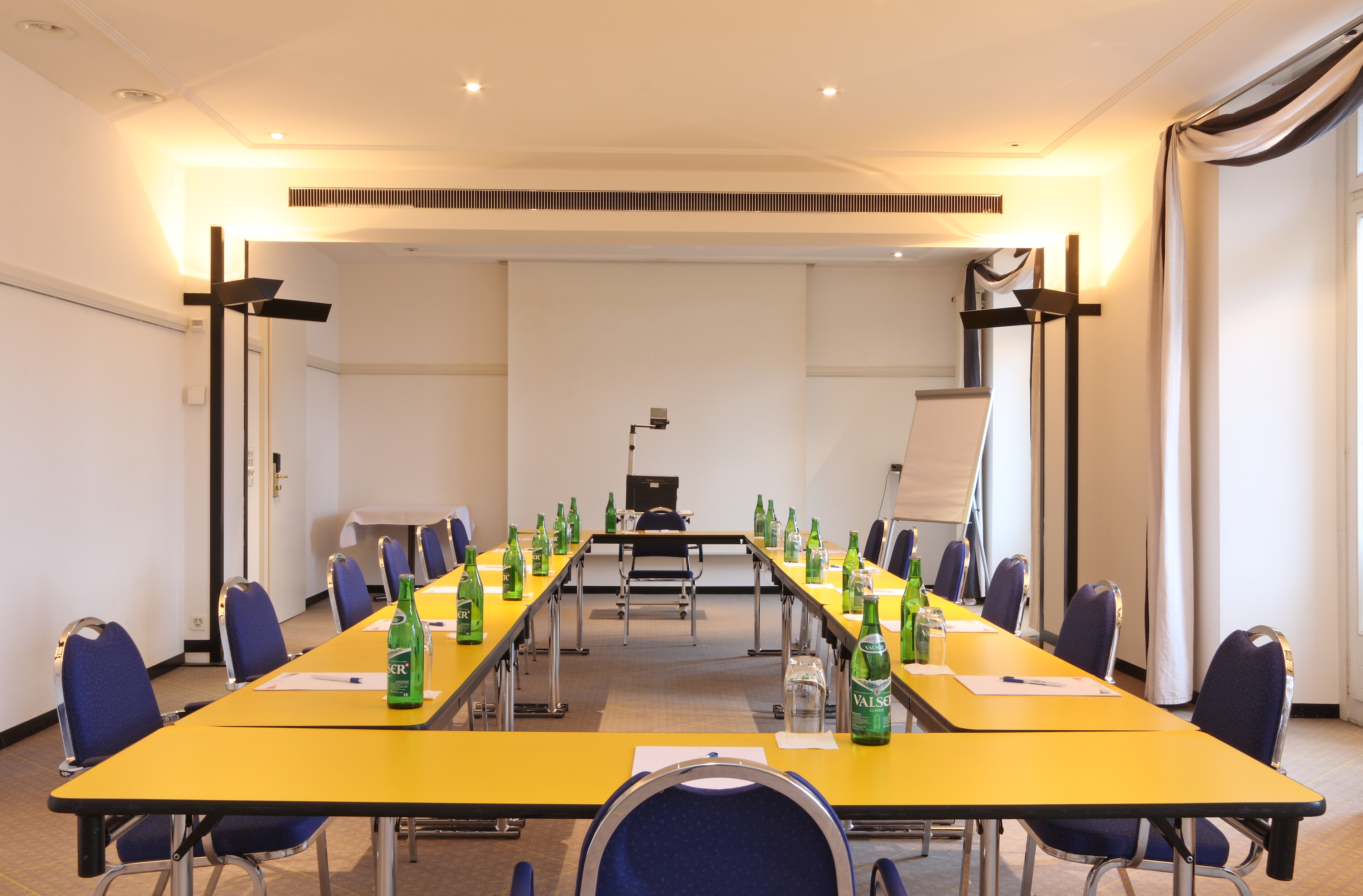 Sitzungszimmer ODEON Sitzungszimmer ODEON