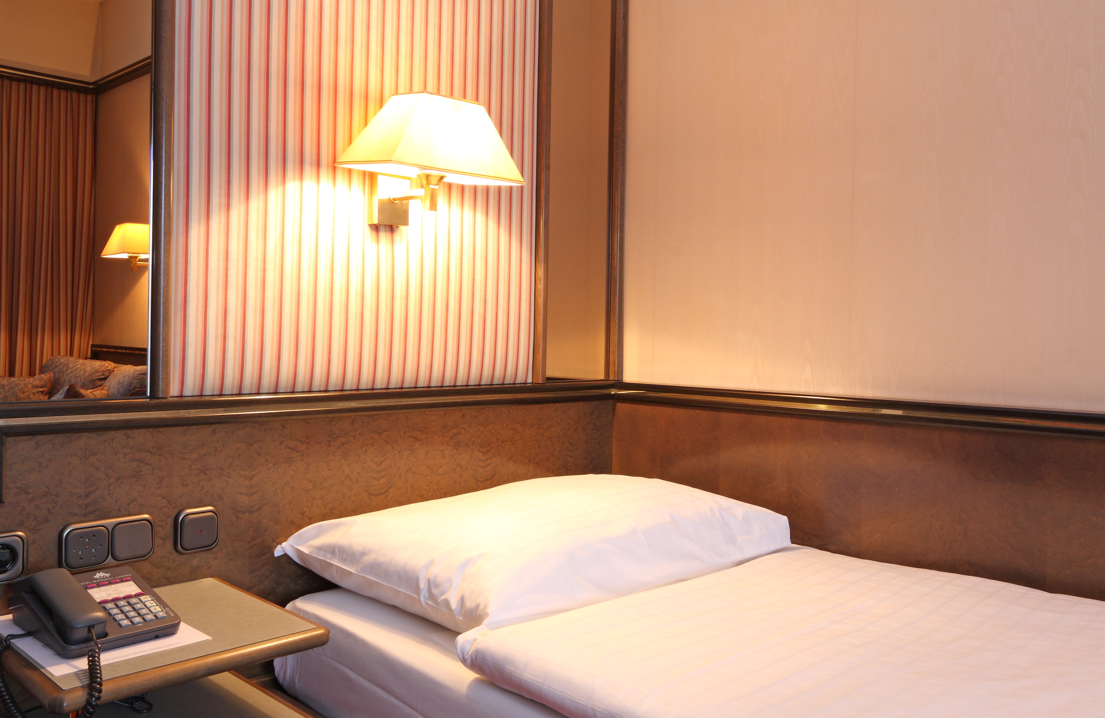 Einzelzimmer Einzelzimmer