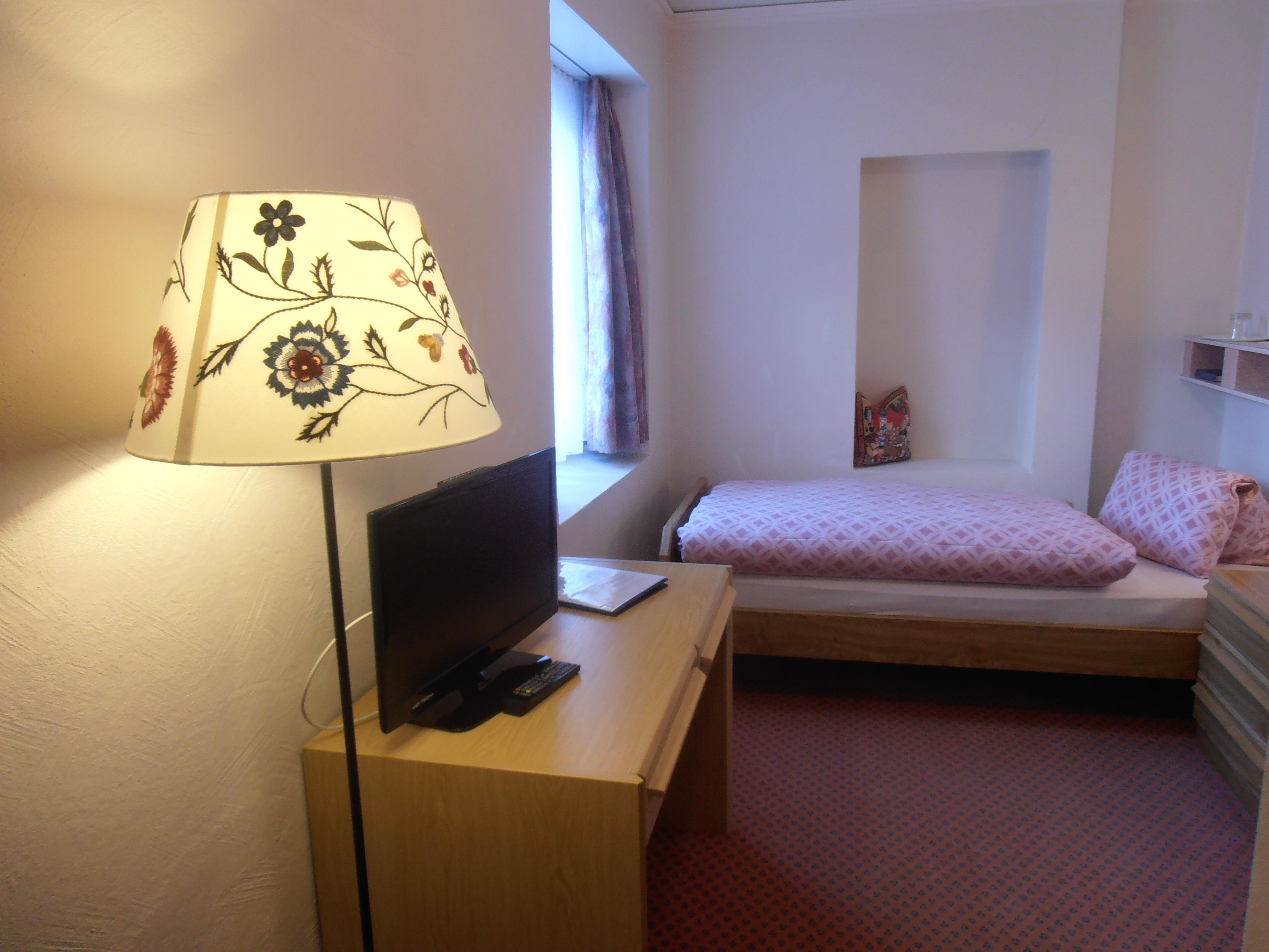 Einzelzimmer Einzelzimmer