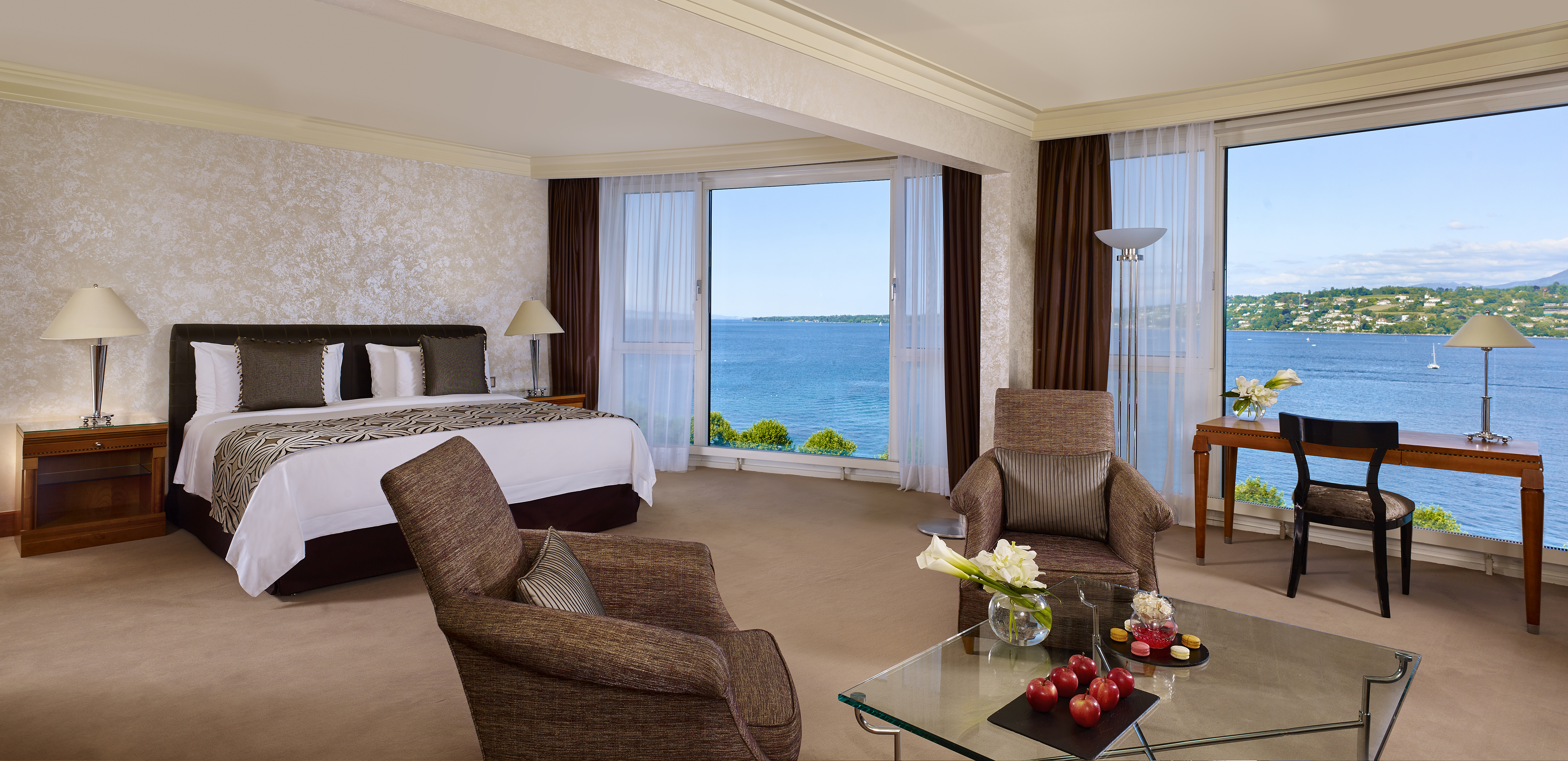 Junior Suite Lake View Junior Suite Lake View