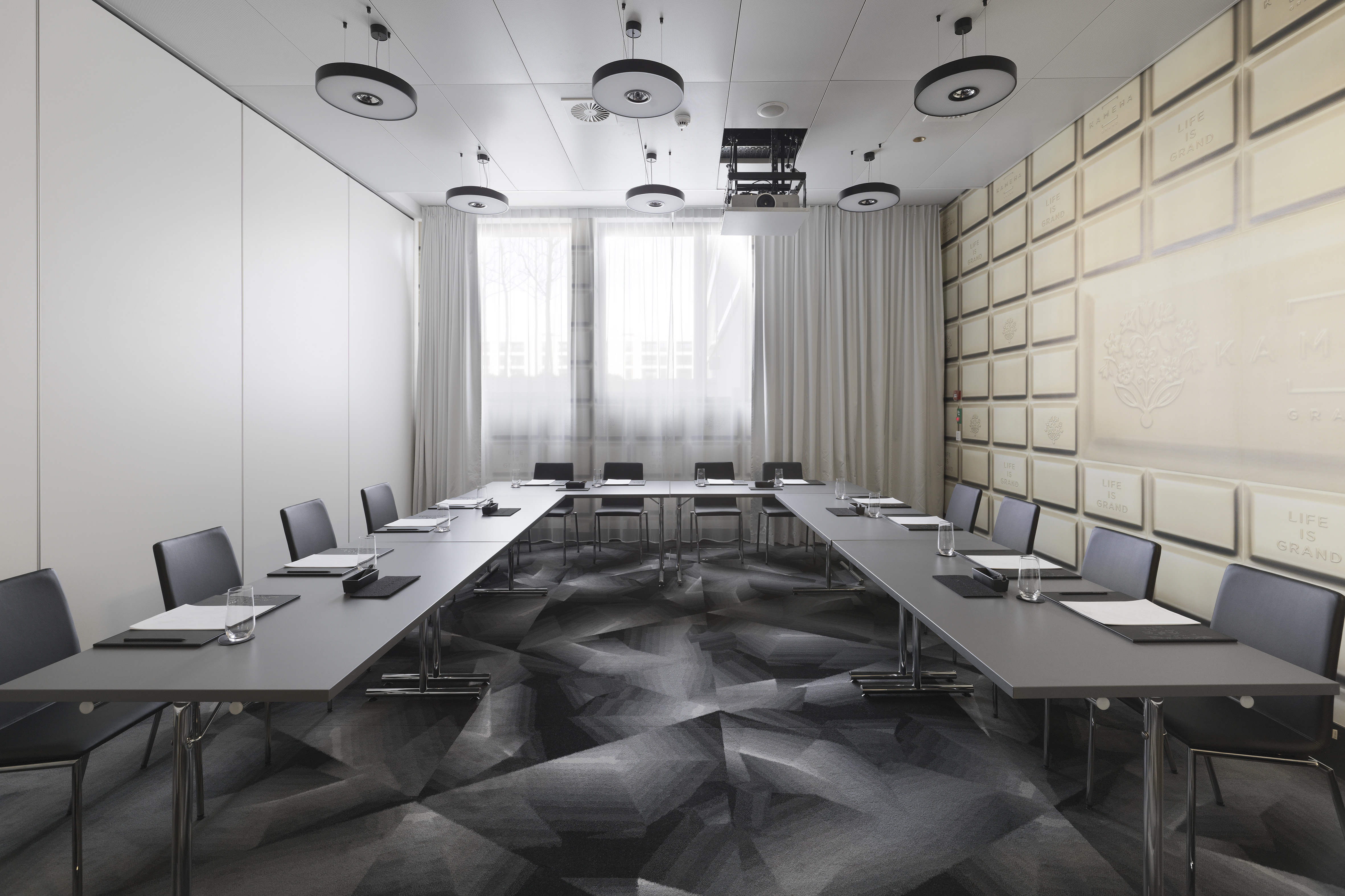 Kameha Blond 2 Kameha Blond 2