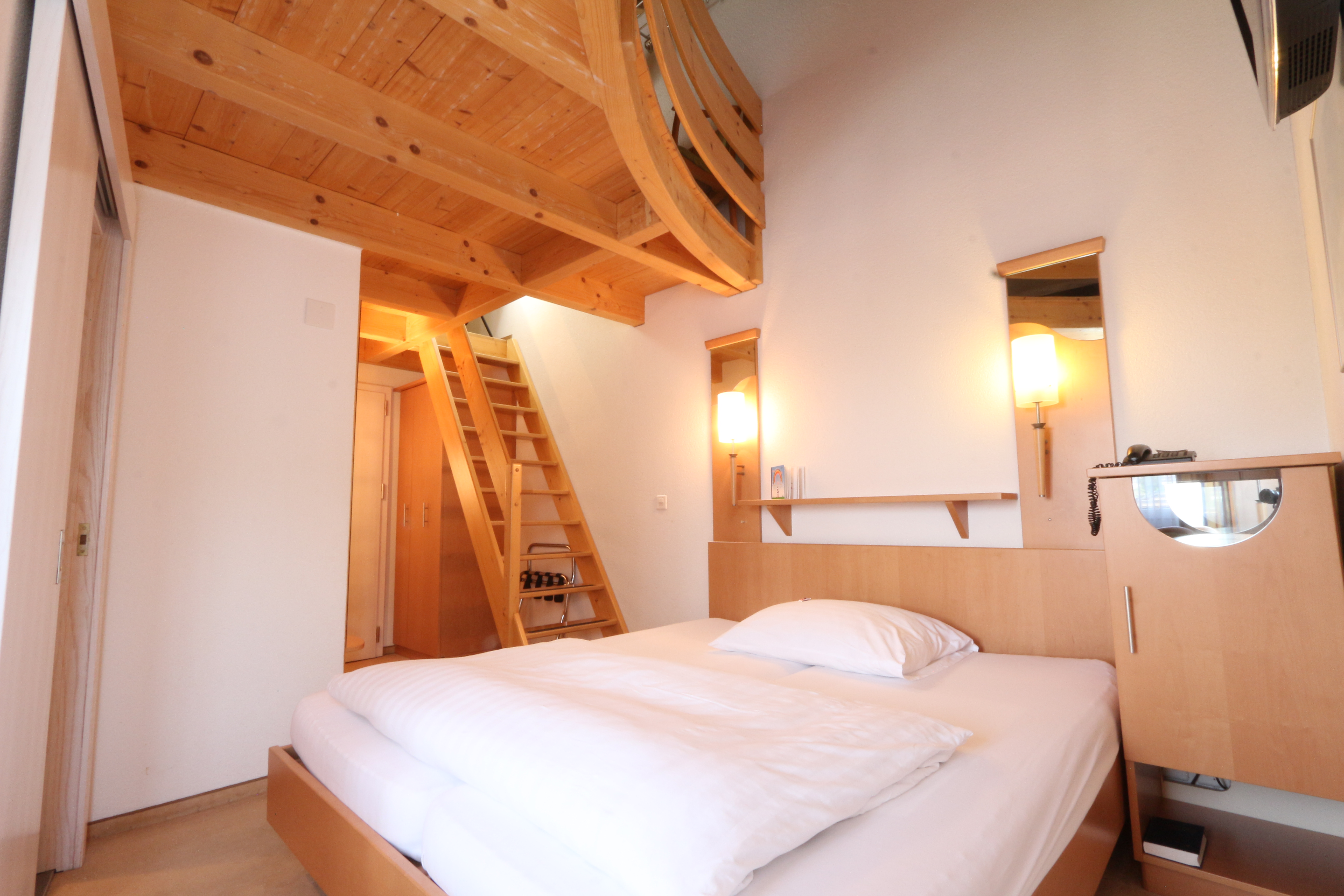 Budgetzimmer Turm Hotel Grächerhof Budgetzimmer Turm Hotel Grächerhof