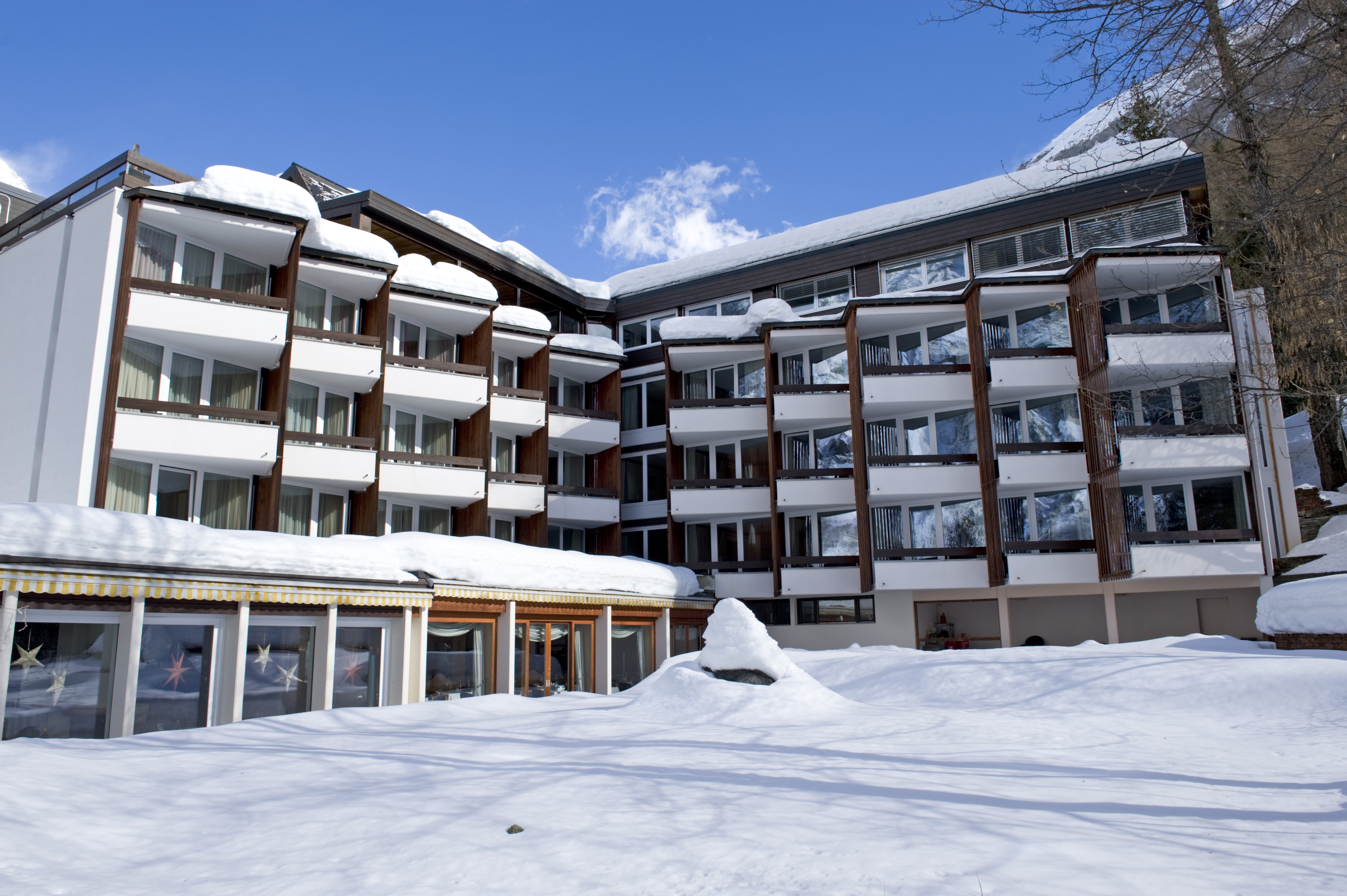 Hotel_Quellenhof_Leukerbad_Winter Hotel_Quellenhof_Leukerbad_Winter