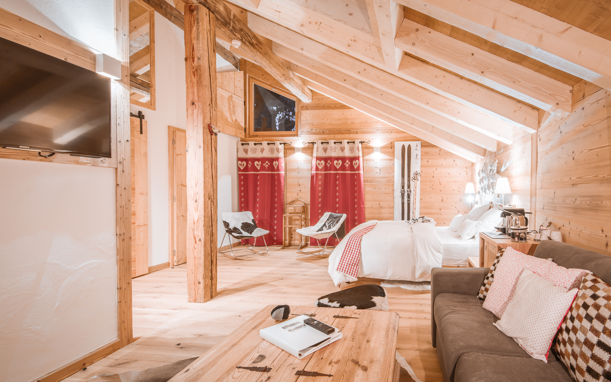 Junior Suite Deluxe Junior Suite Deluxe