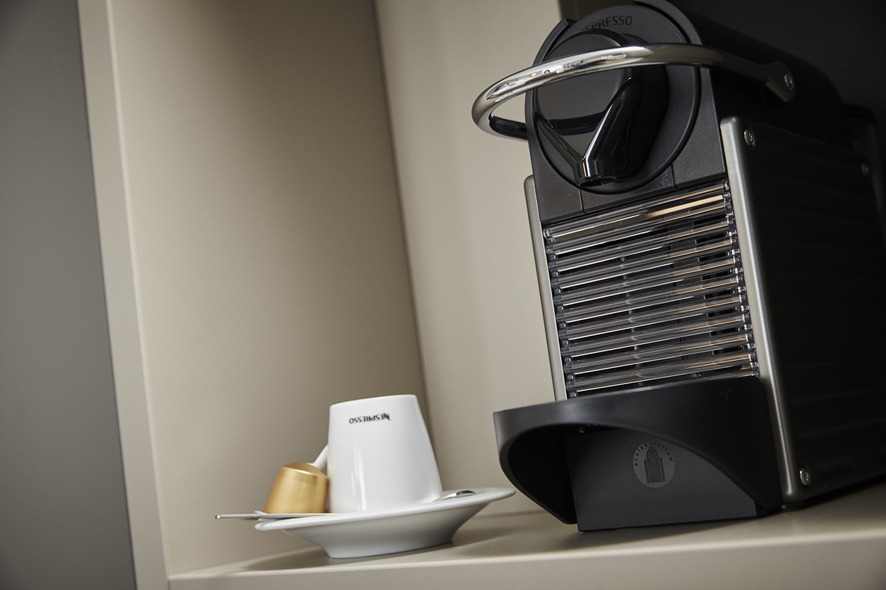 Modern Times Hotel – Bild